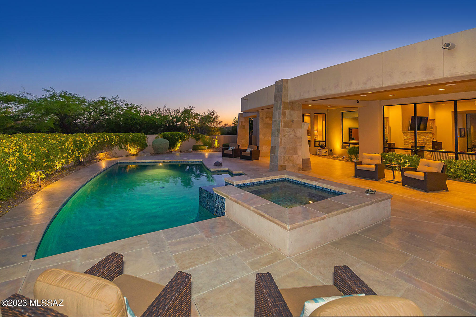 Honey Bee Ridge(The Estates At) - Residential