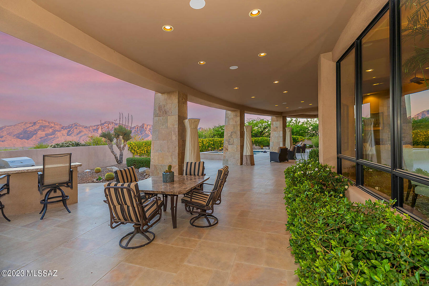 Honey Bee Ridge(The Estates At) - Residential