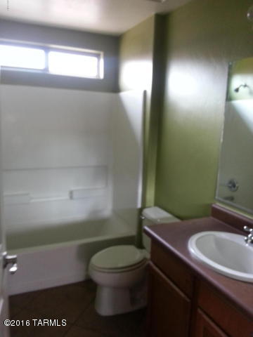 Valencia Reserve South (1-315) - Residential Lease