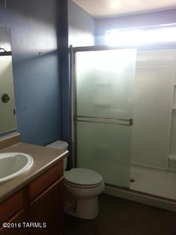 Valencia Reserve South (1-315) - Residential Lease