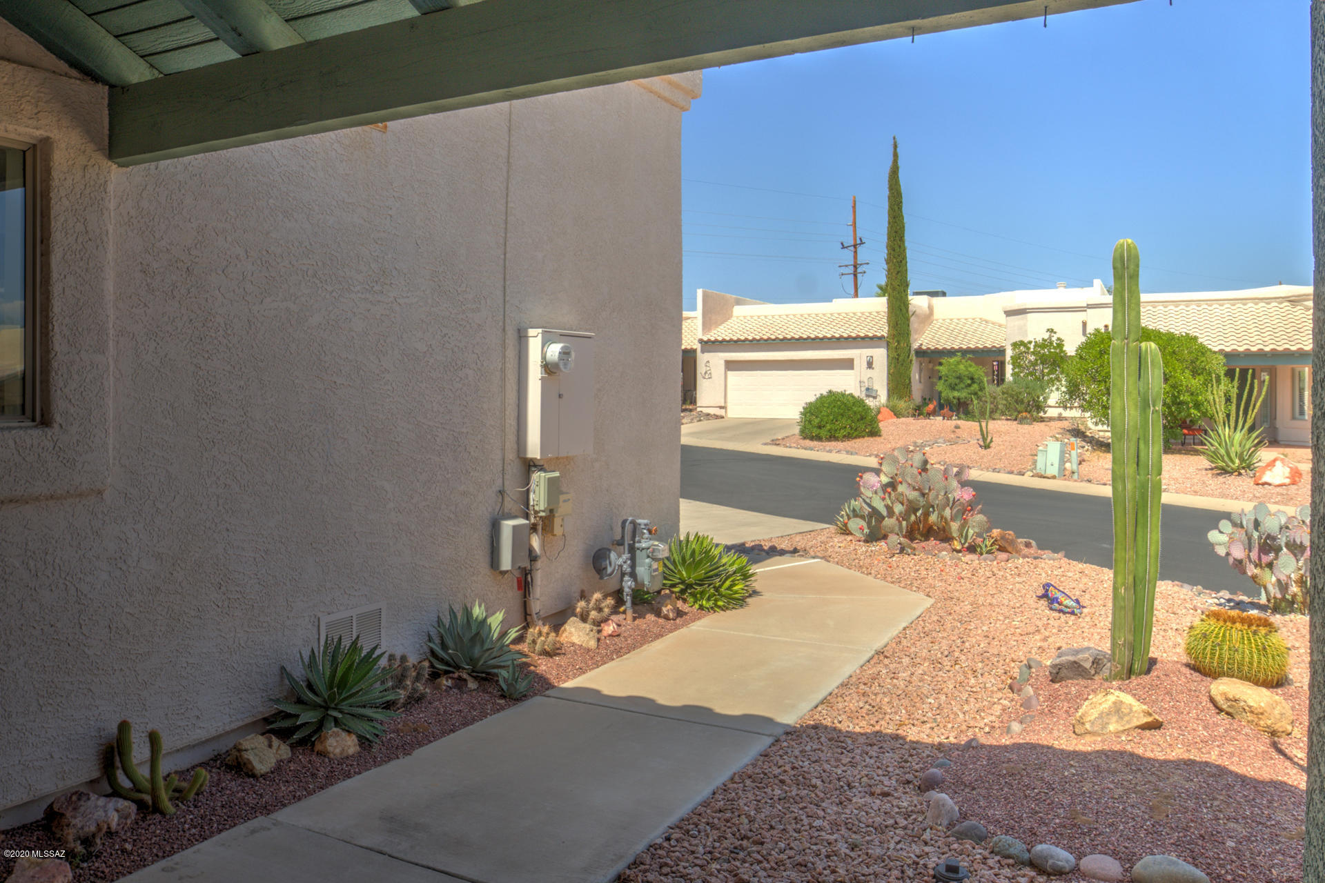 Green Valley Townhouses 4 - Residential