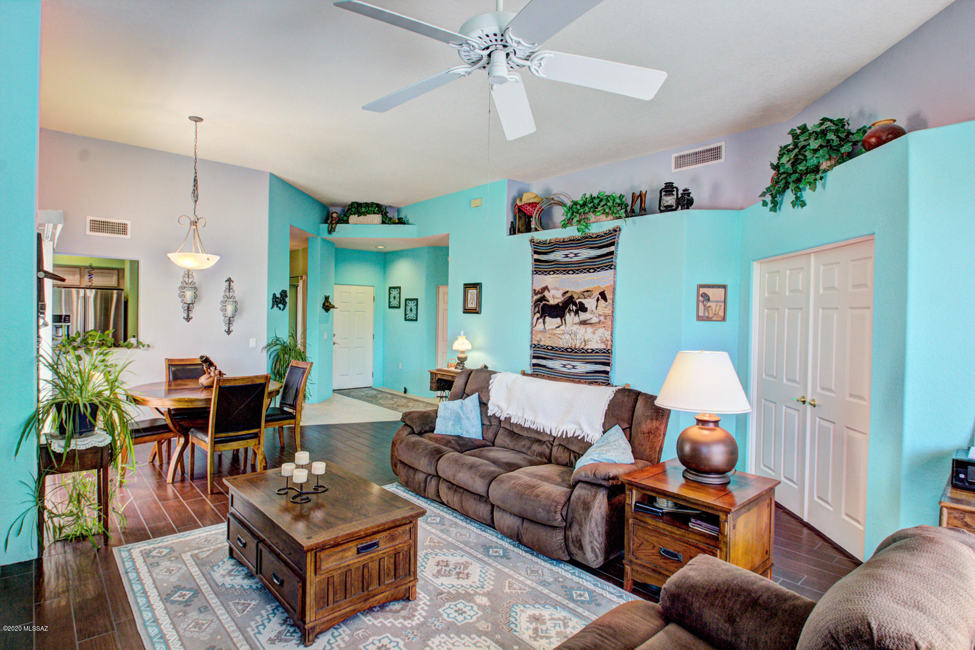 Green Valley Townhouses 4 - Residential
