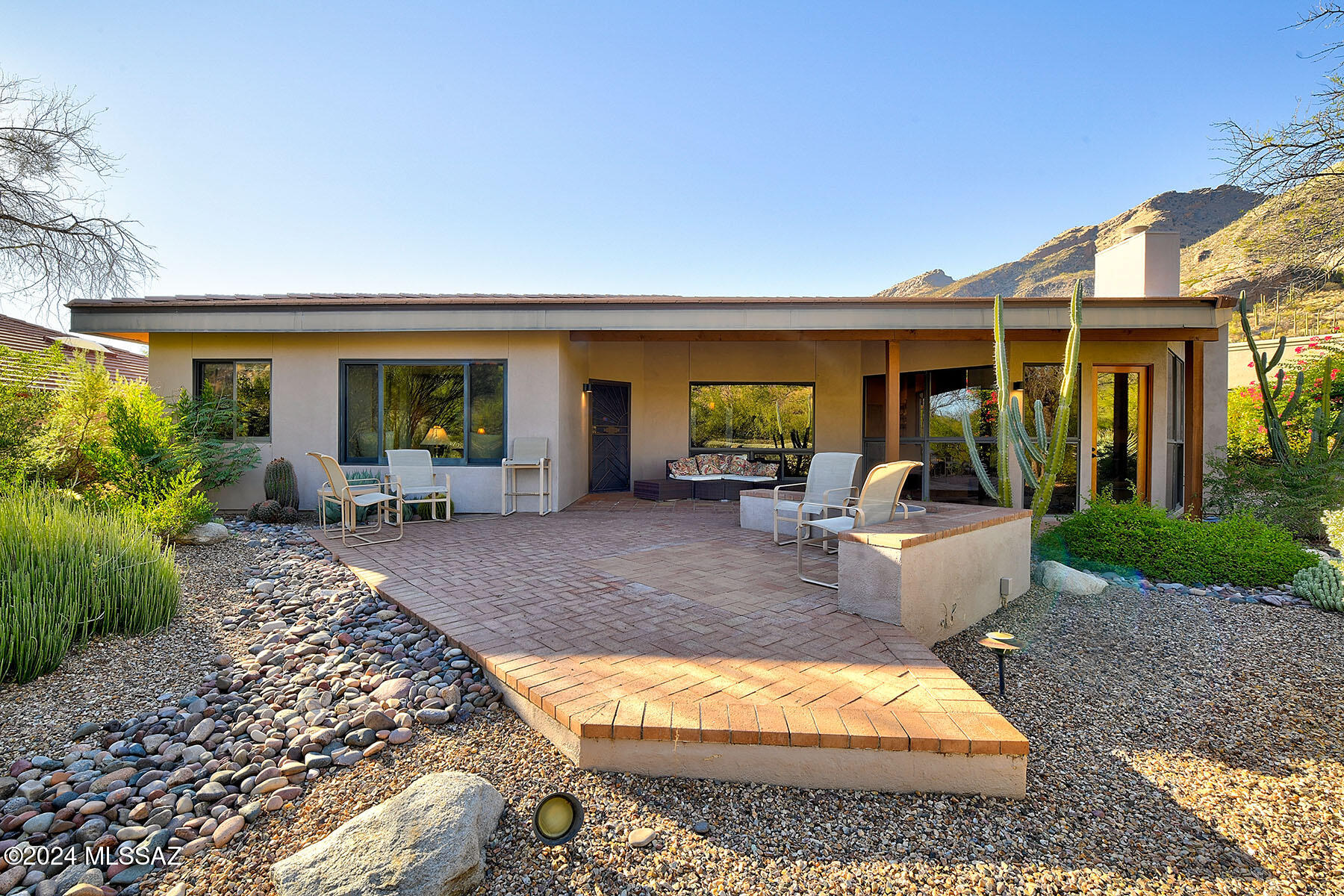Finisterra II (211-302) - Residential