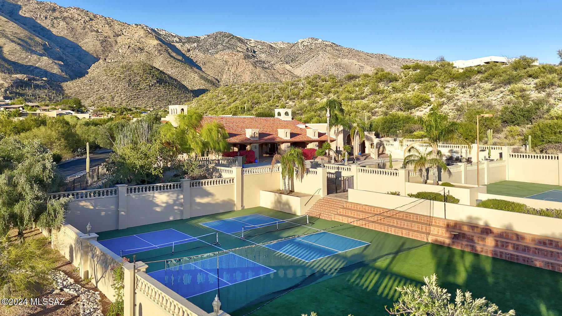 Finisterra II (211-302) - Residential