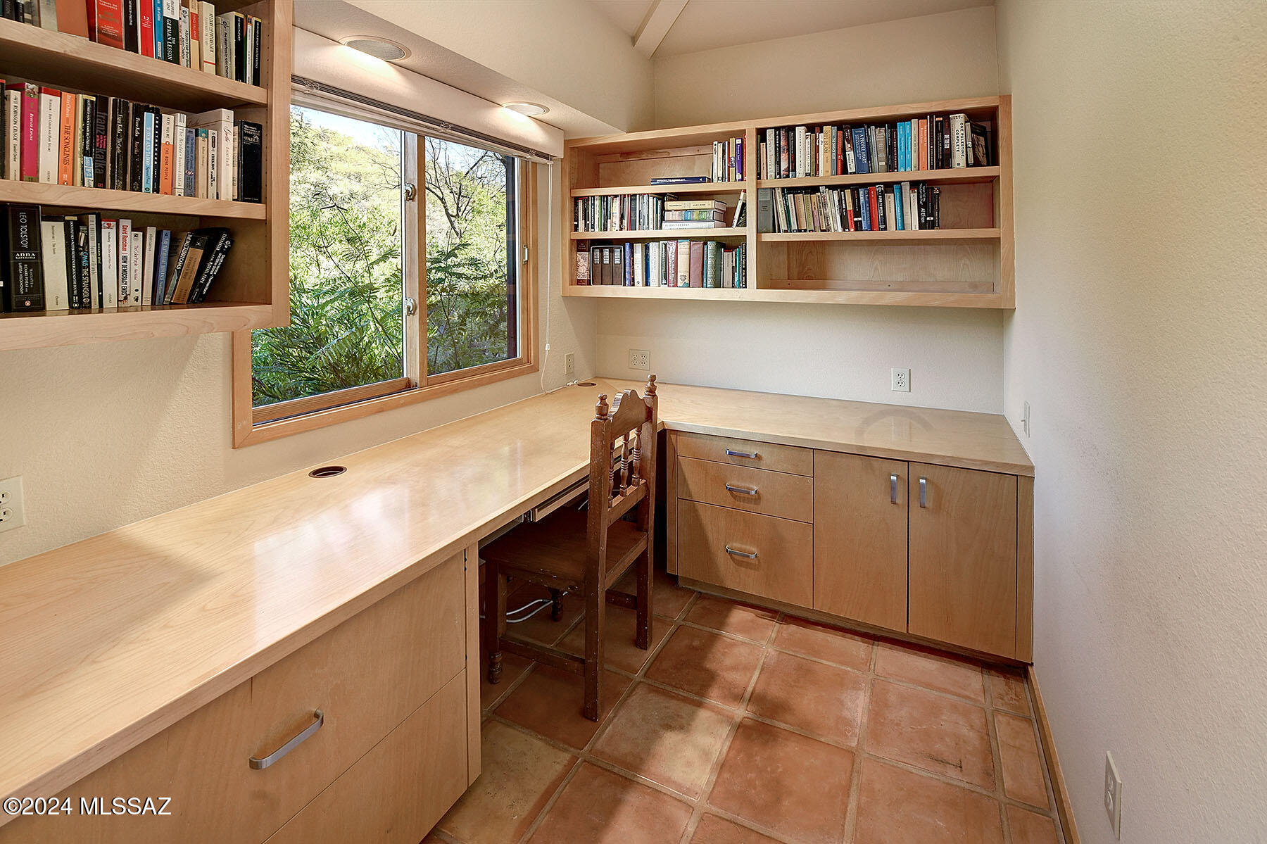 Finisterra II (211-302) - Residential