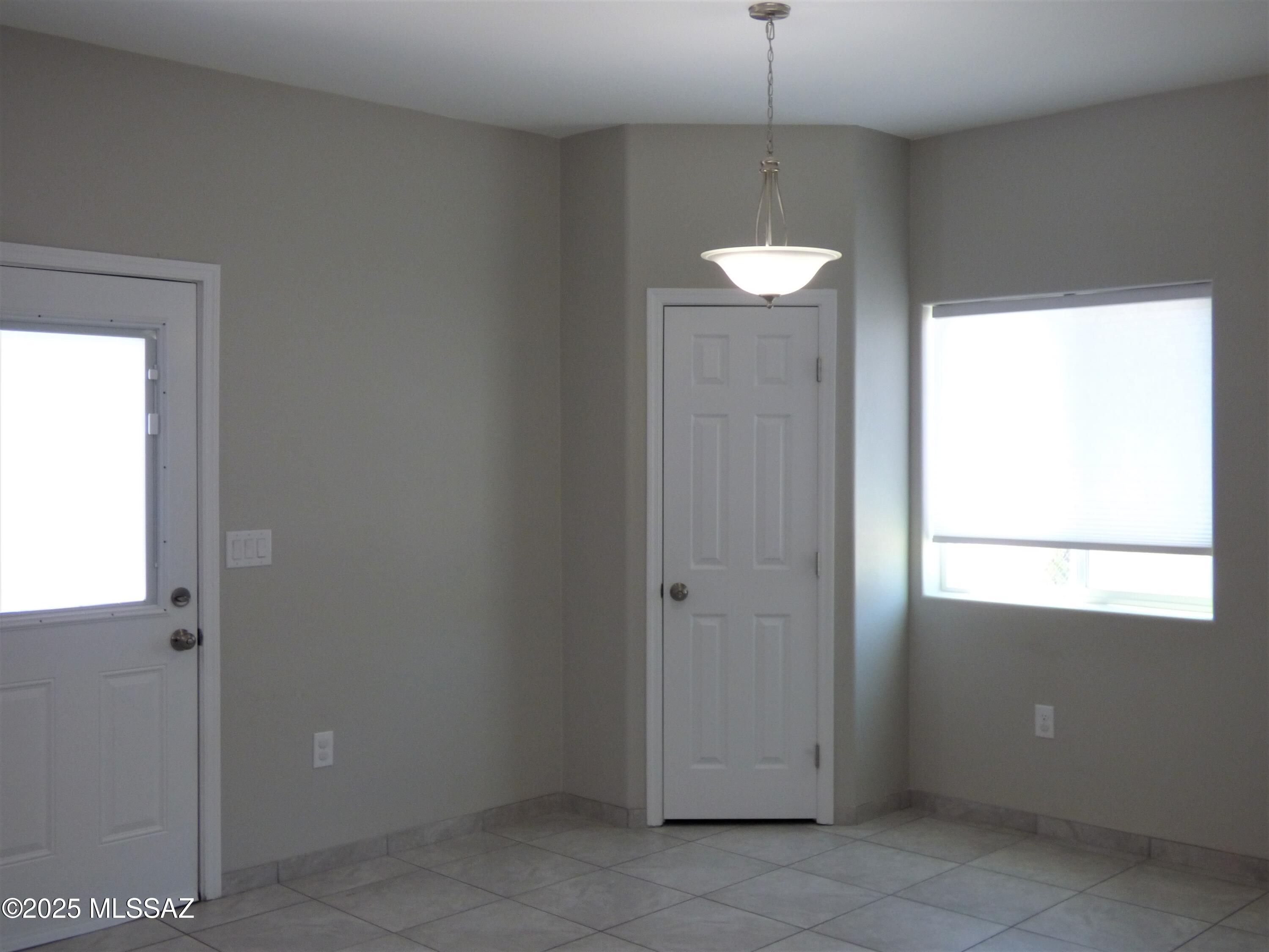 1699 S San Antonio Drive