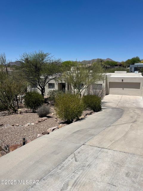 750 W Silver Eagle Court Oro Valley AZ 85755