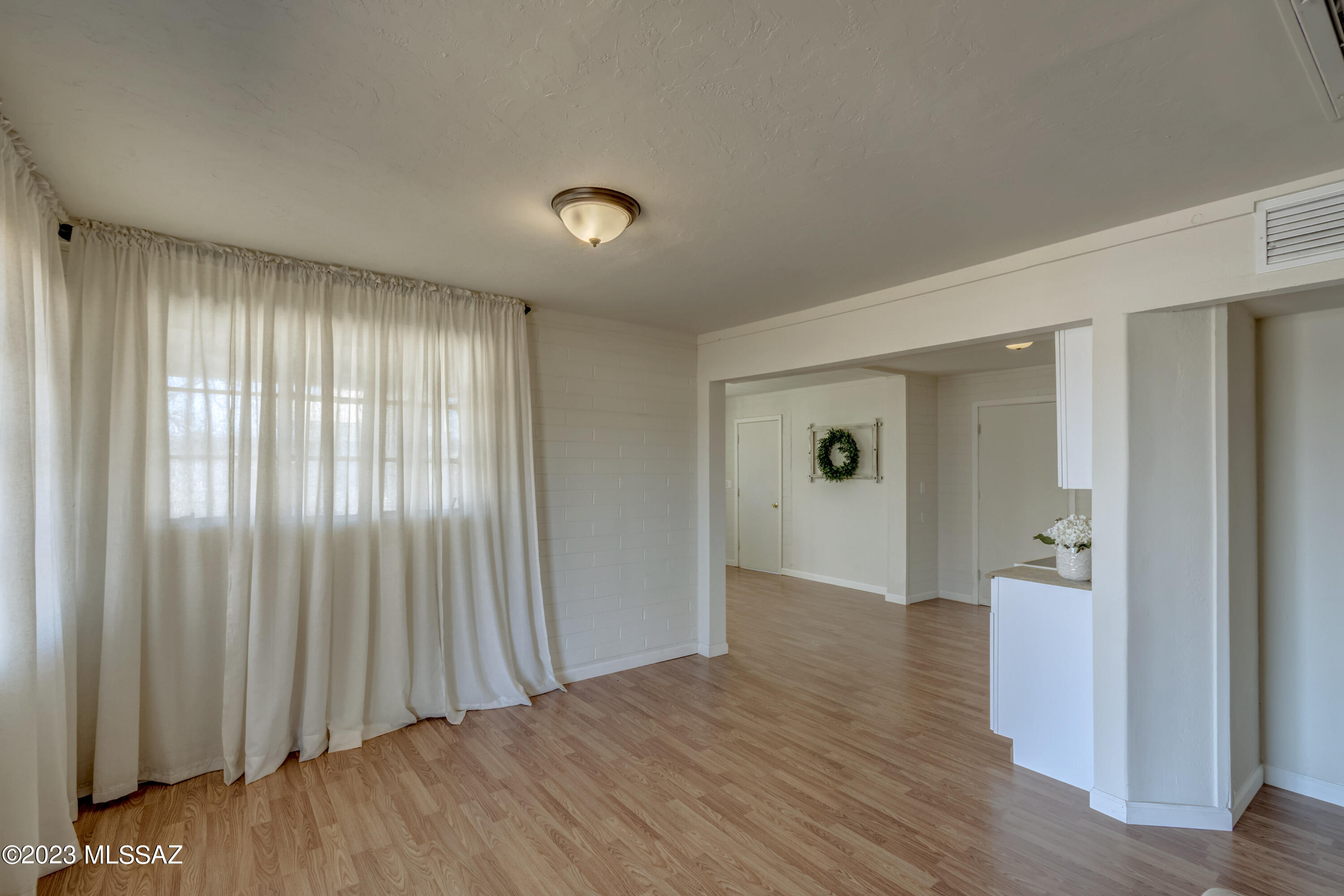 Unsubdivided - Residential