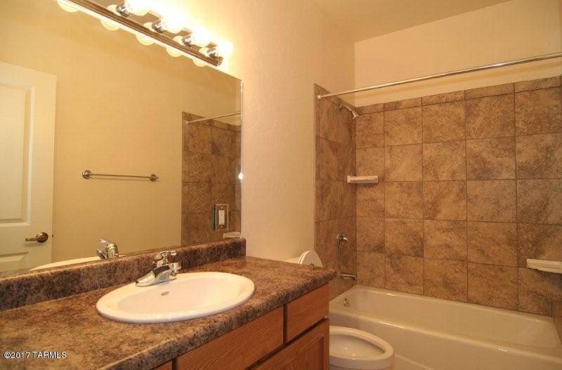 Alta Vista (1-98) - Residential Lease