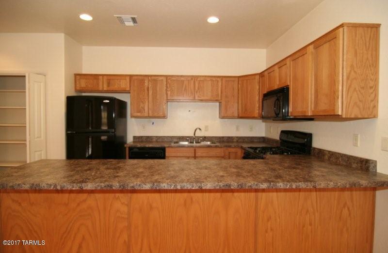 Alta Vista (1-98) - Residential Lease