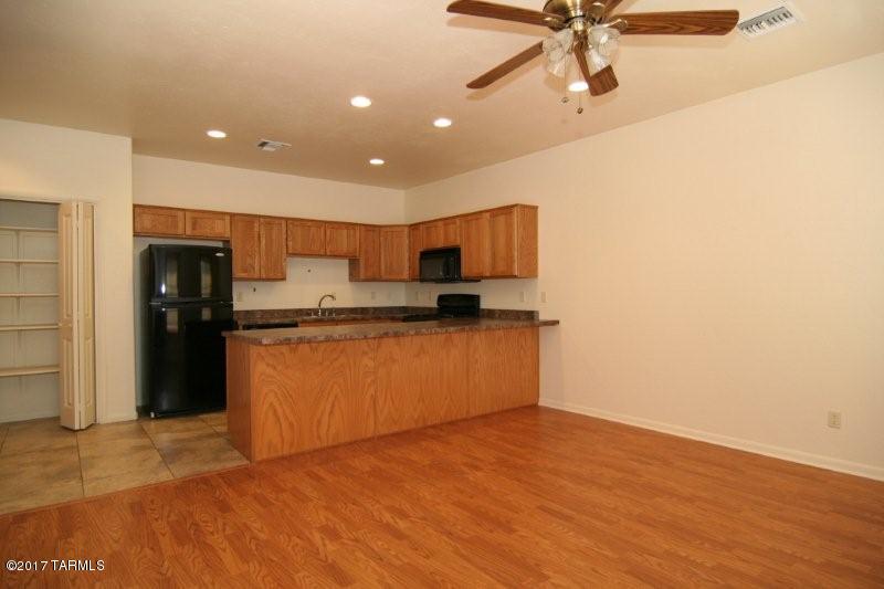 Alta Vista (1-98) - Residential Lease