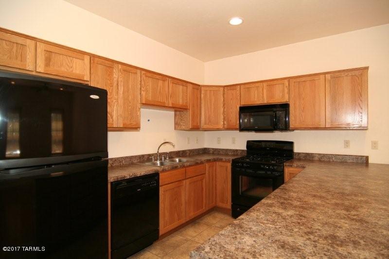 Alta Vista (1-98) - Residential Lease