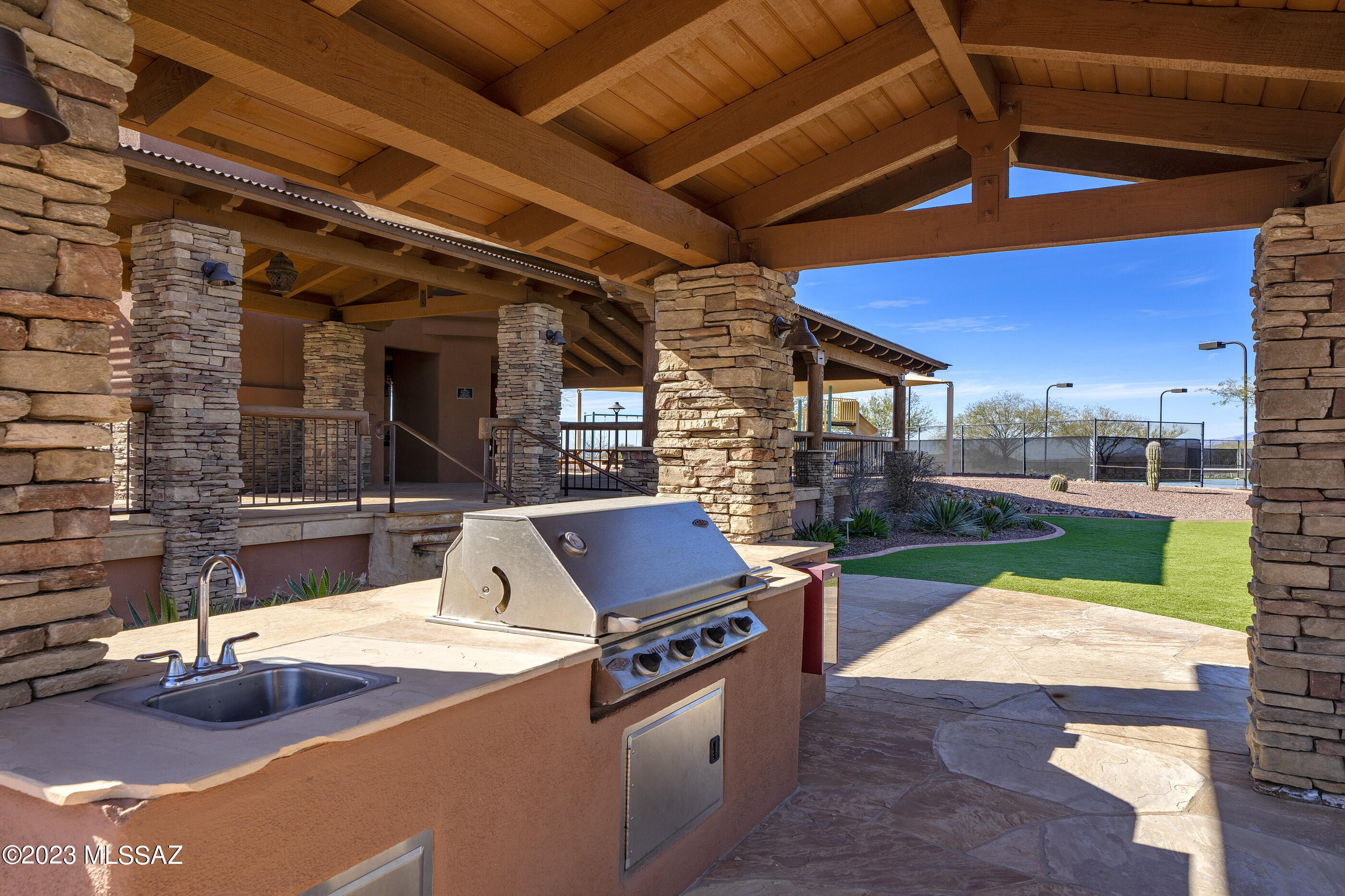 Coyote Creek (1-395) - Residential