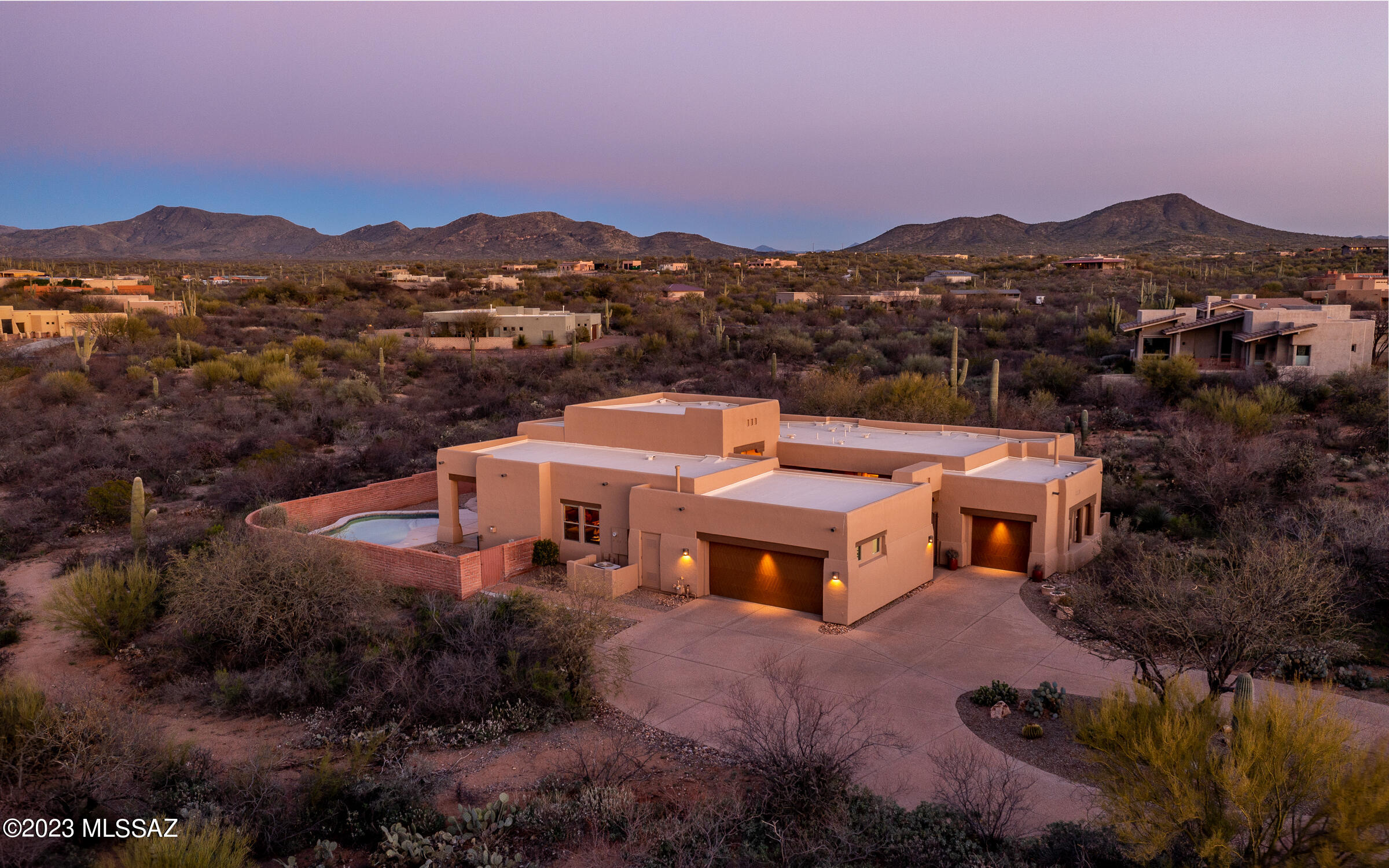 Coyote Creek (1-395) - Residential
