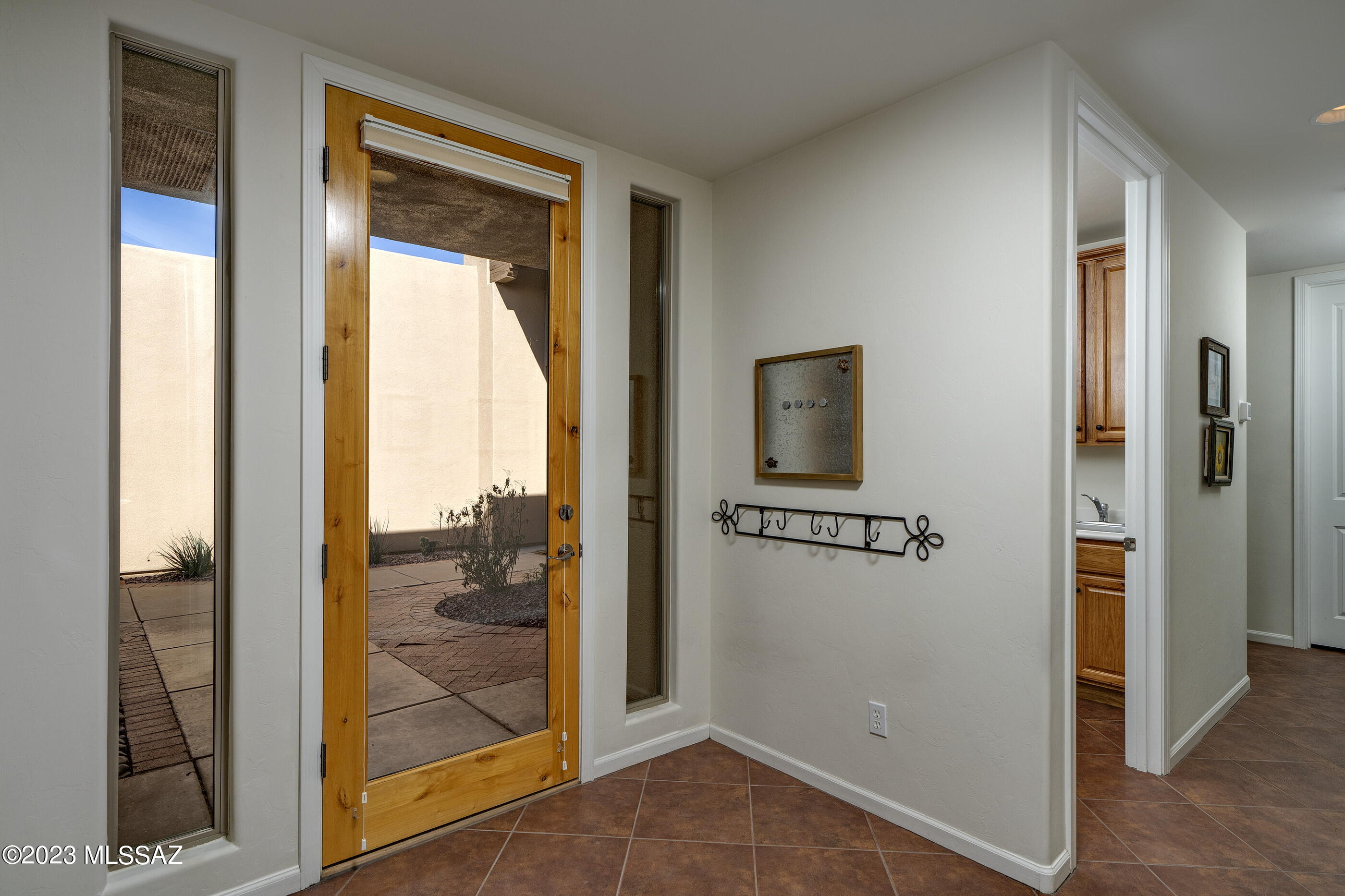 Coyote Creek (1-395) - Residential