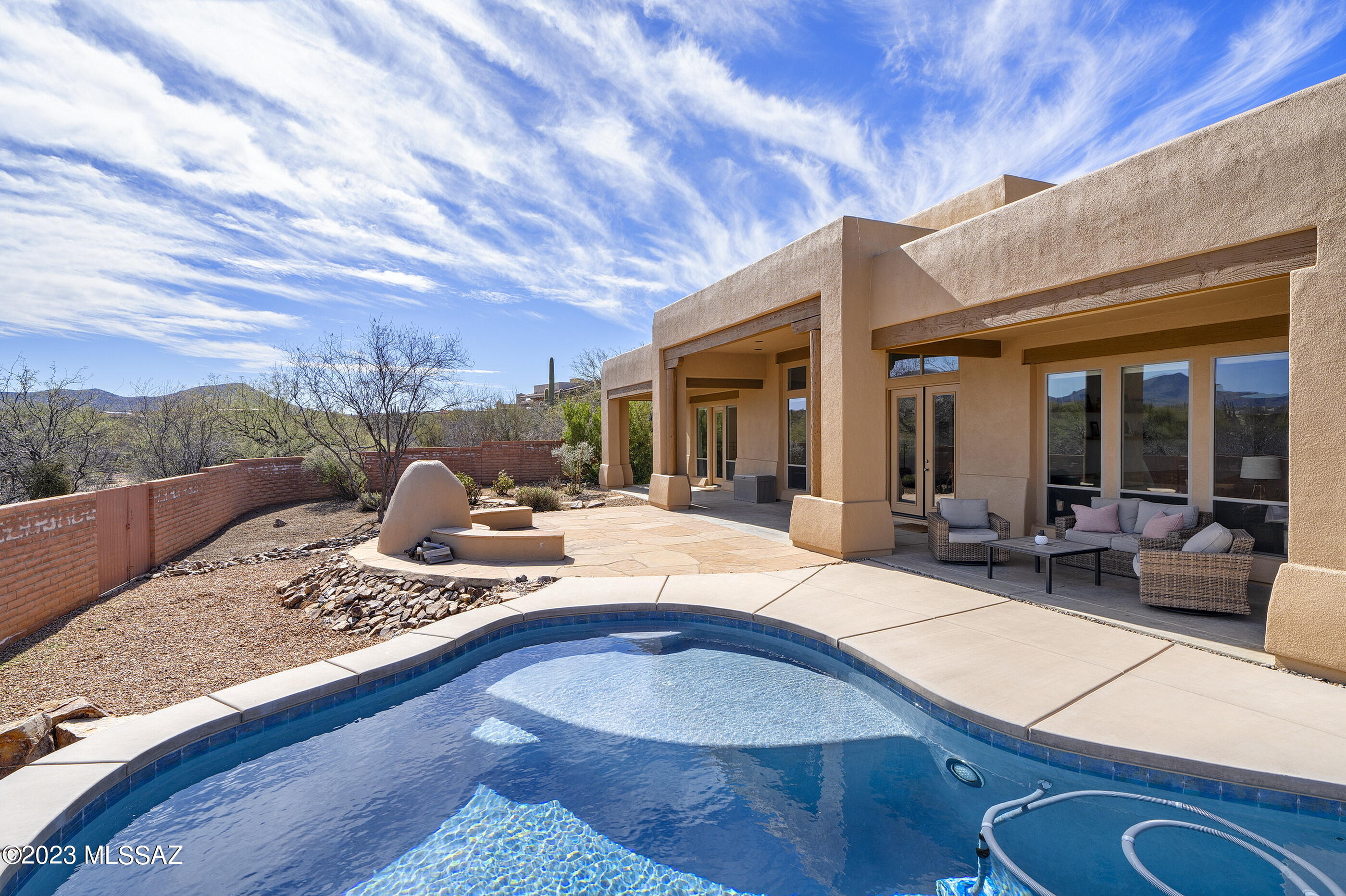 Coyote Creek (1-395) - Residential