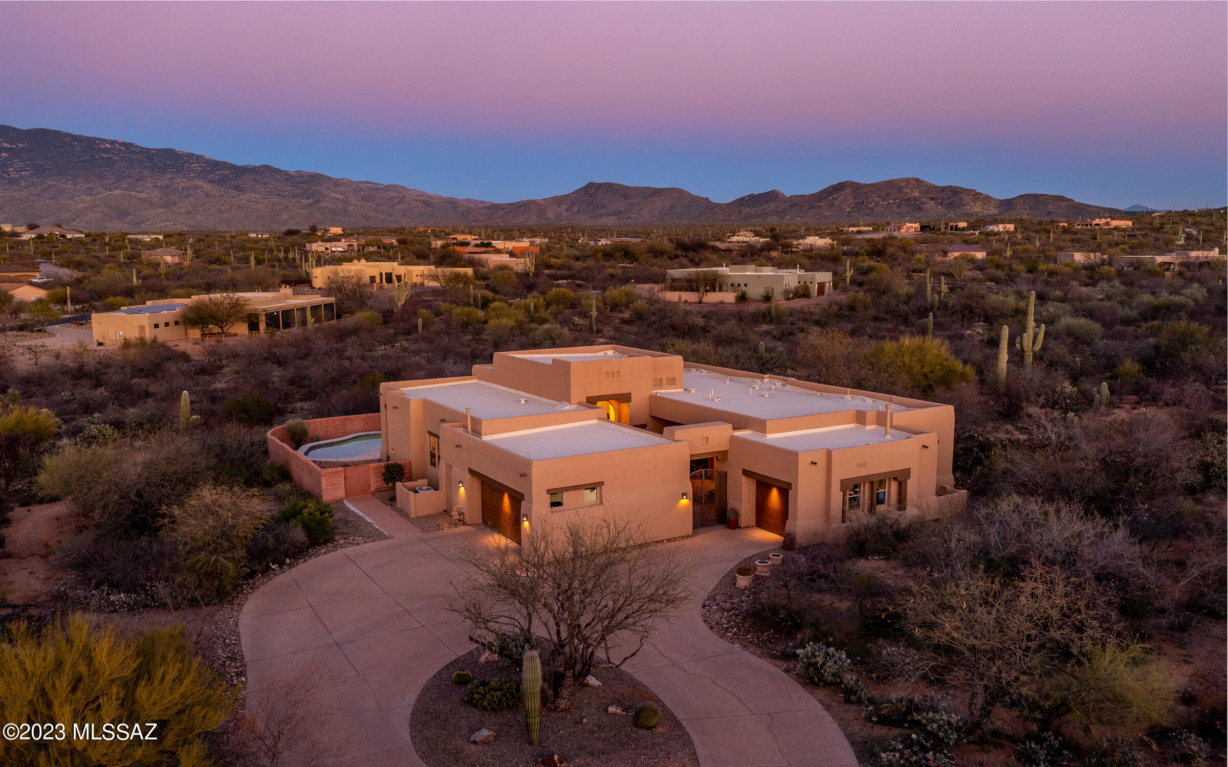 Coyote Creek (1-395) - Residential