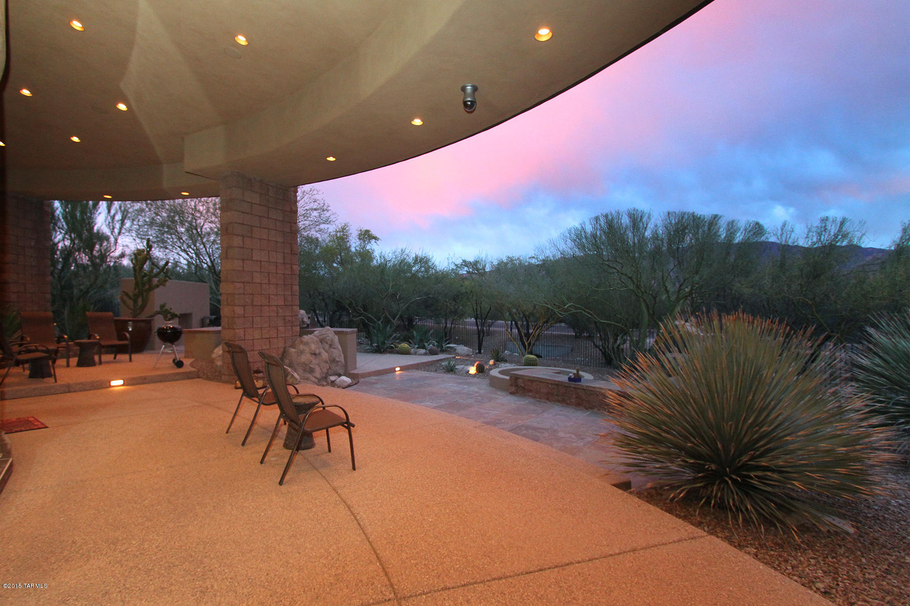 Honey Bee Ridge(The Estates At) - Residential