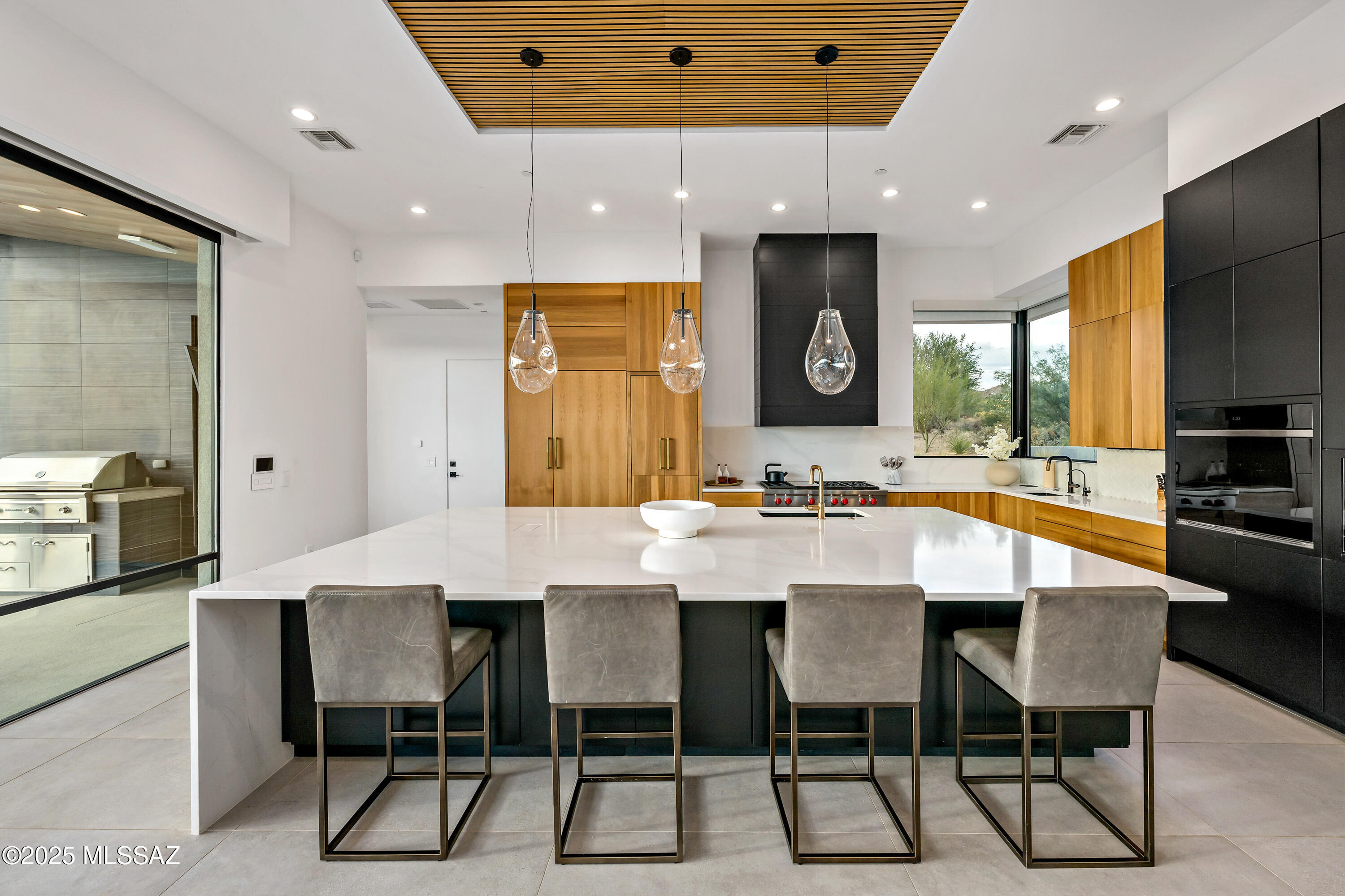 875 W Tortolita Mountain Circle