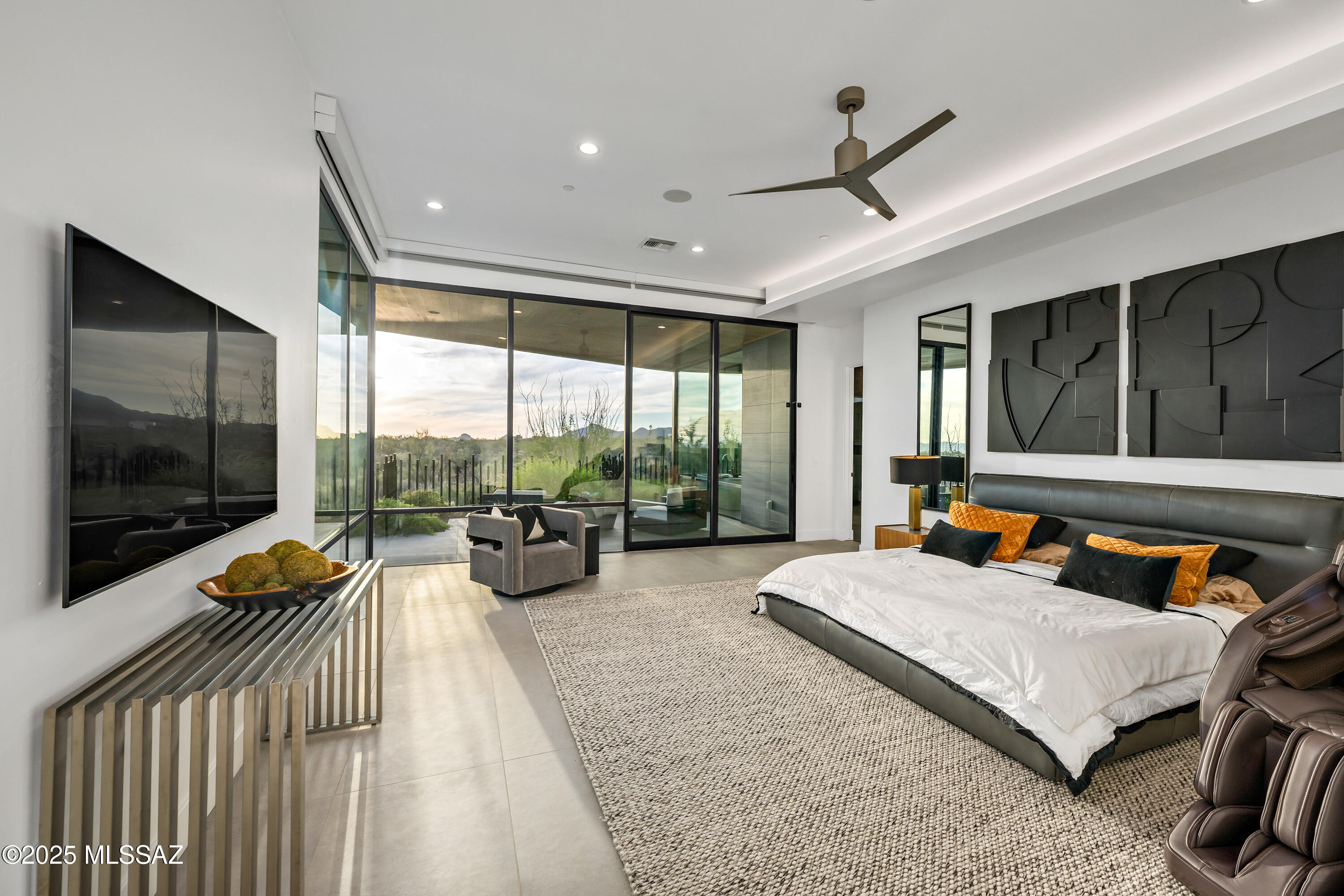 875 W Tortolita Mountain Circle