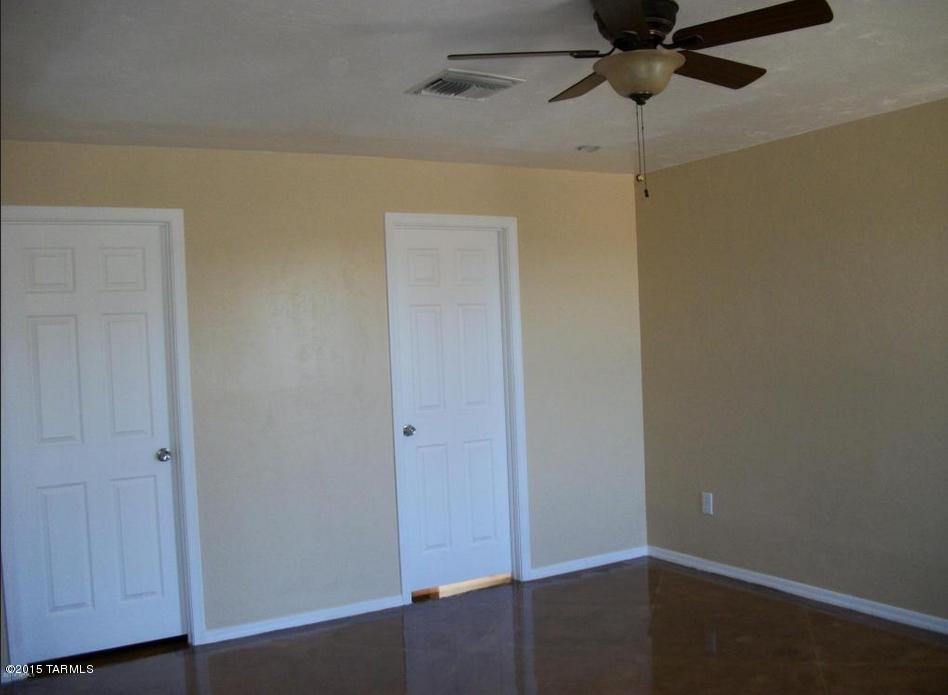 Unsubdivided - Residential