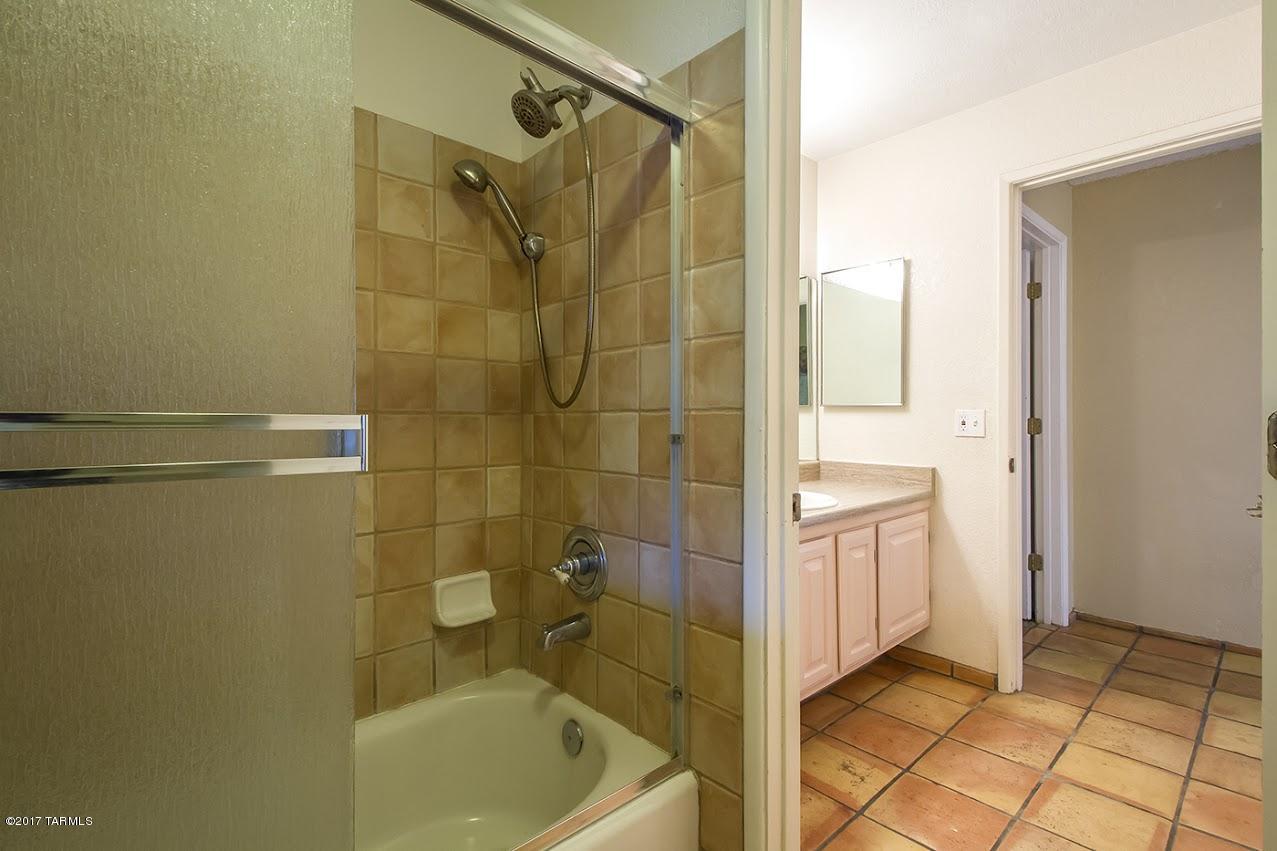 Sabino Vista East  (1-38) - Residential