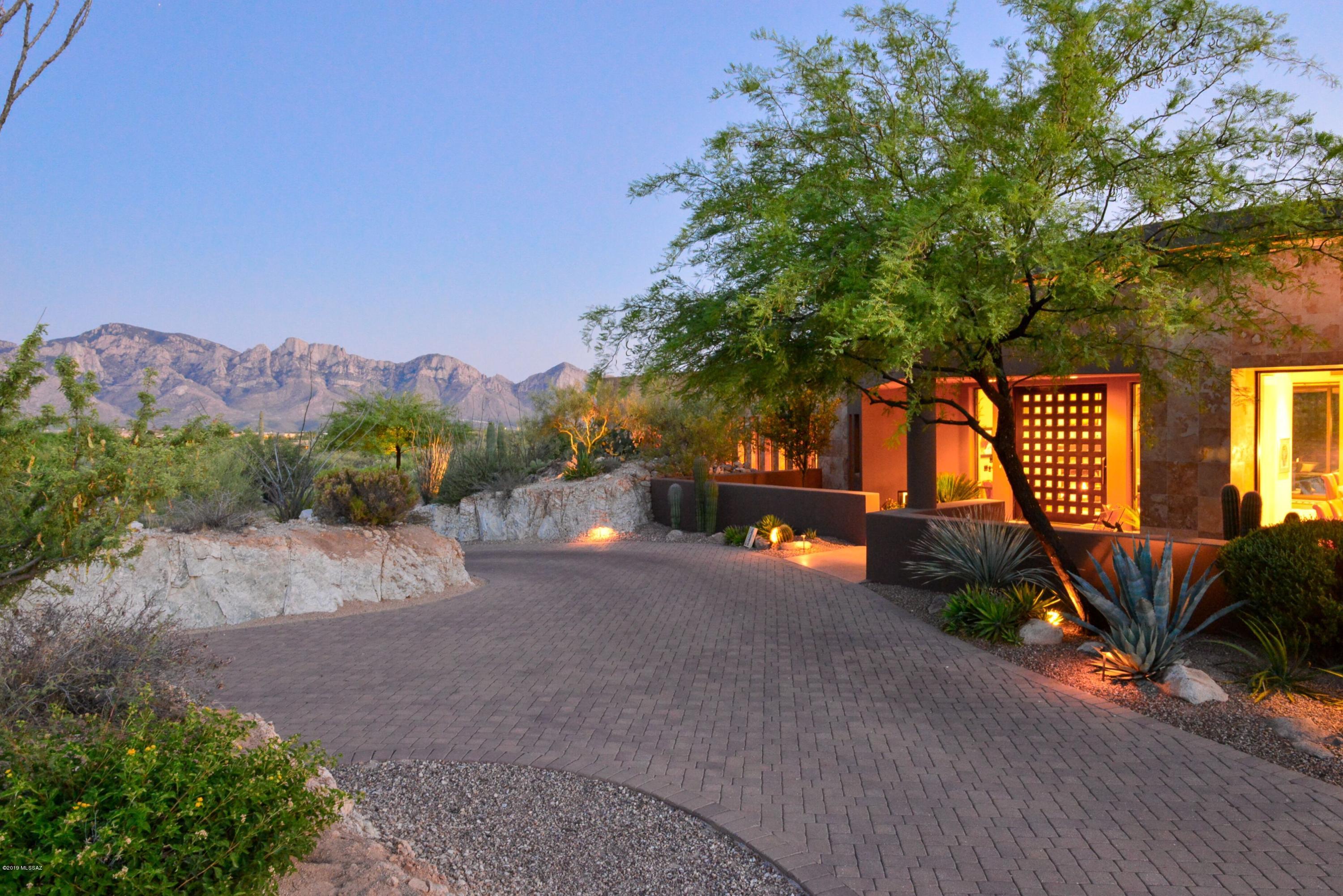 Honey Bee Ridge(The Estates At) - Residential