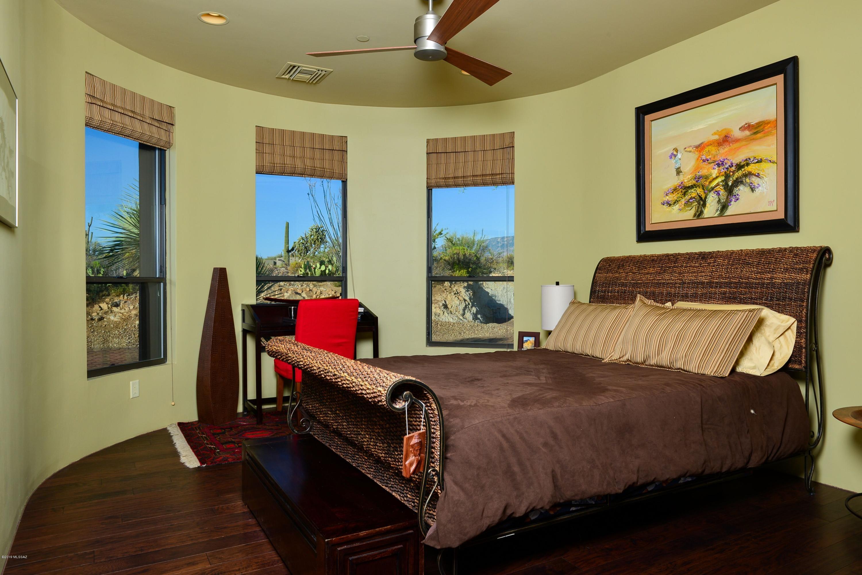 Honey Bee Ridge(The Estates At) - Residential