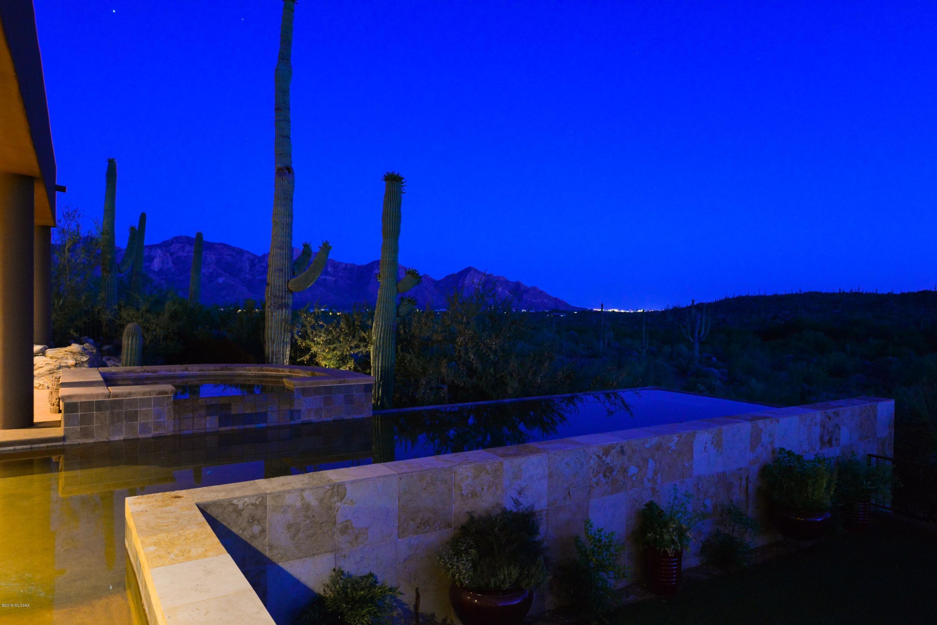 Honey Bee Ridge(The Estates At) - Residential