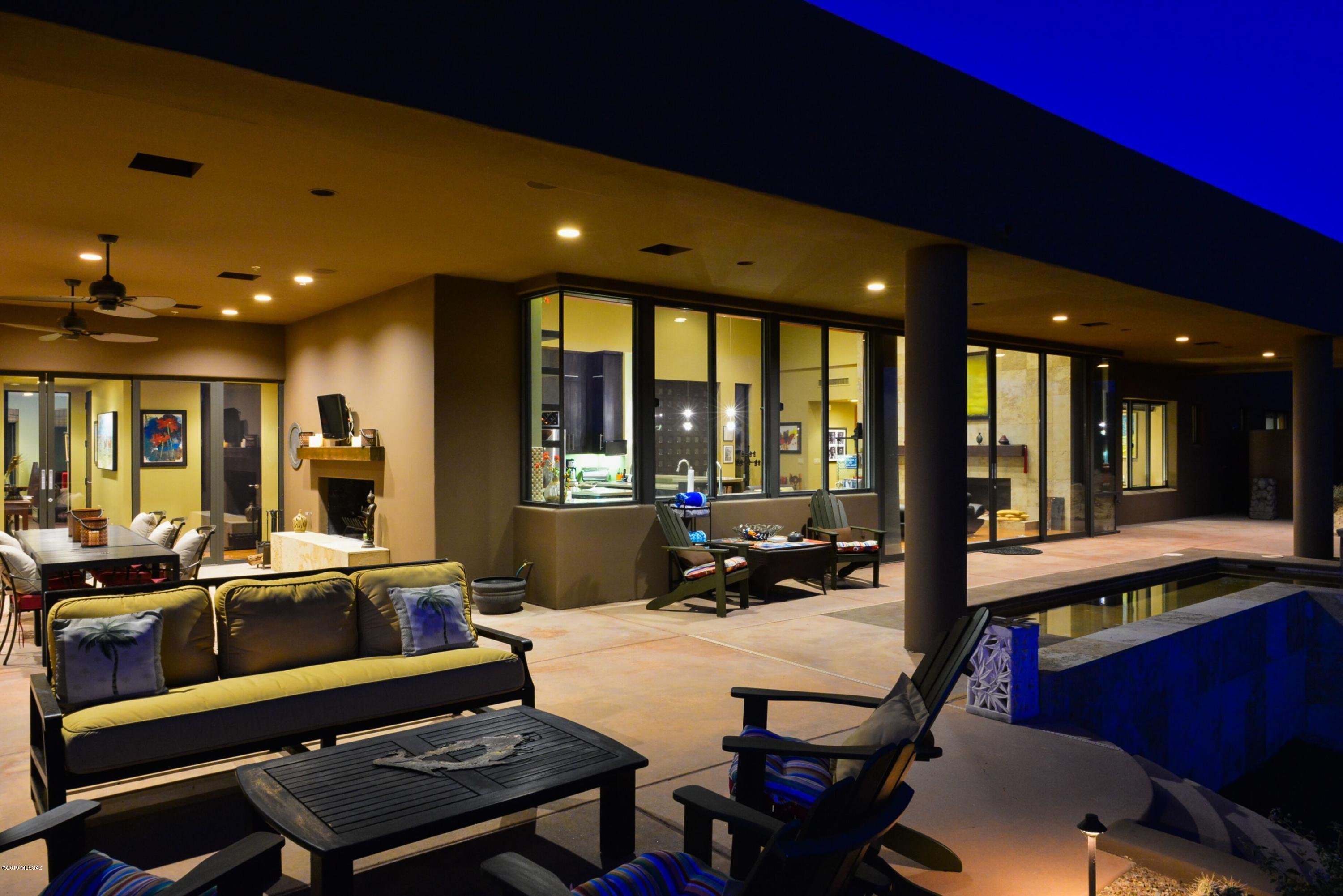 Honey Bee Ridge(The Estates At) - Residential