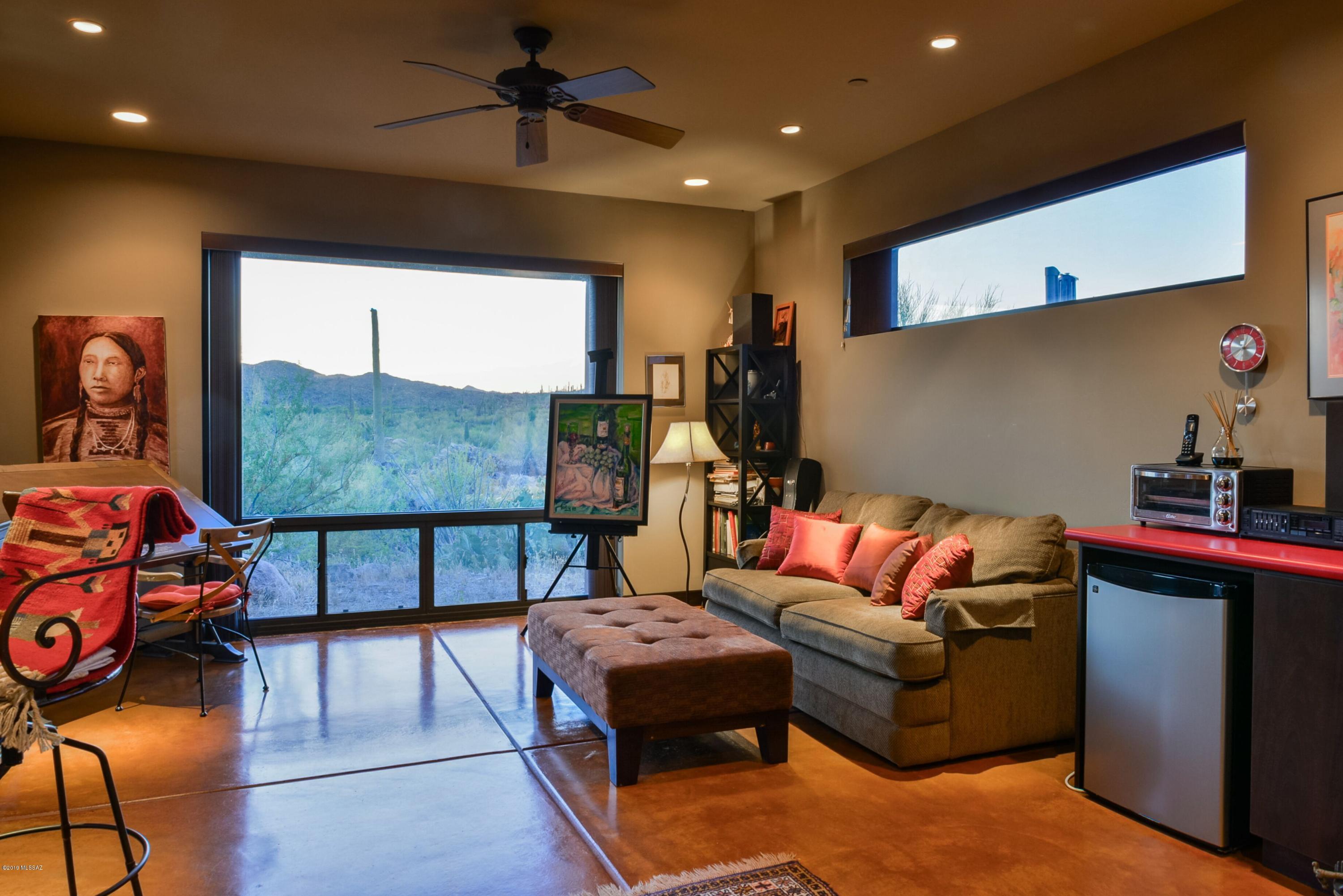 Honey Bee Ridge(The Estates At) - Residential