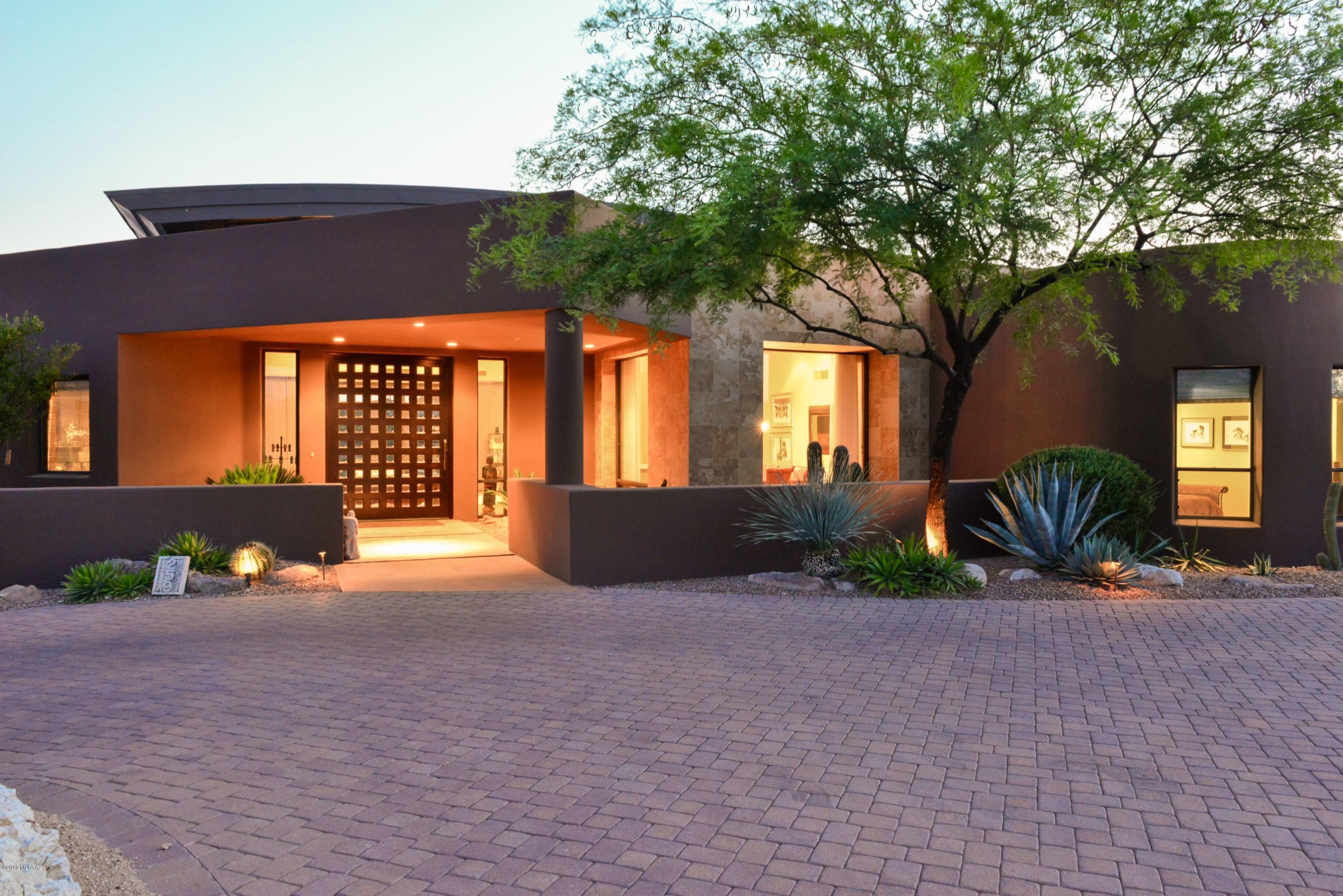 Honey Bee Ridge(The Estates At) - Residential