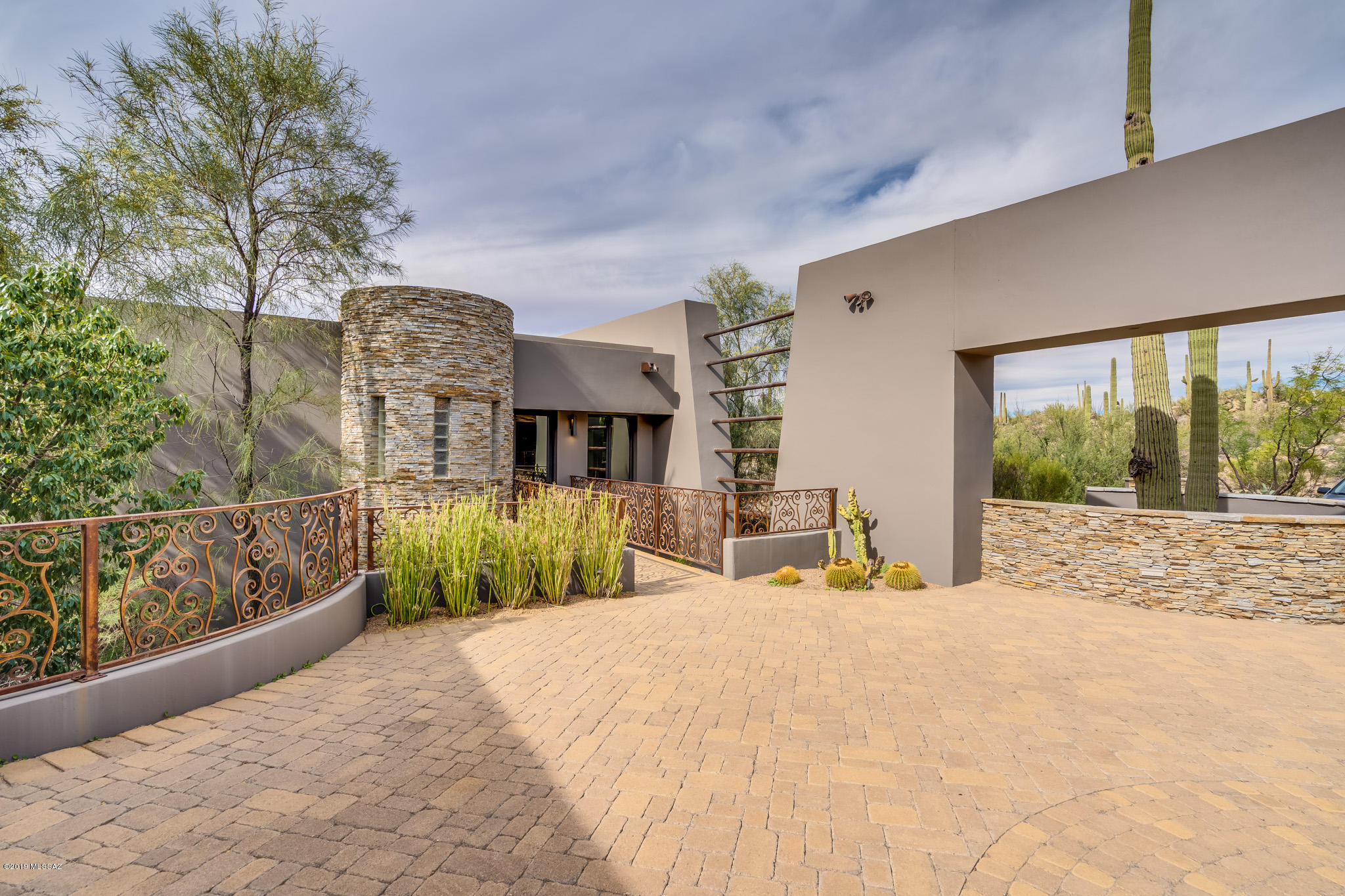 Honey Bee Ridge(The Estates At) - Residential