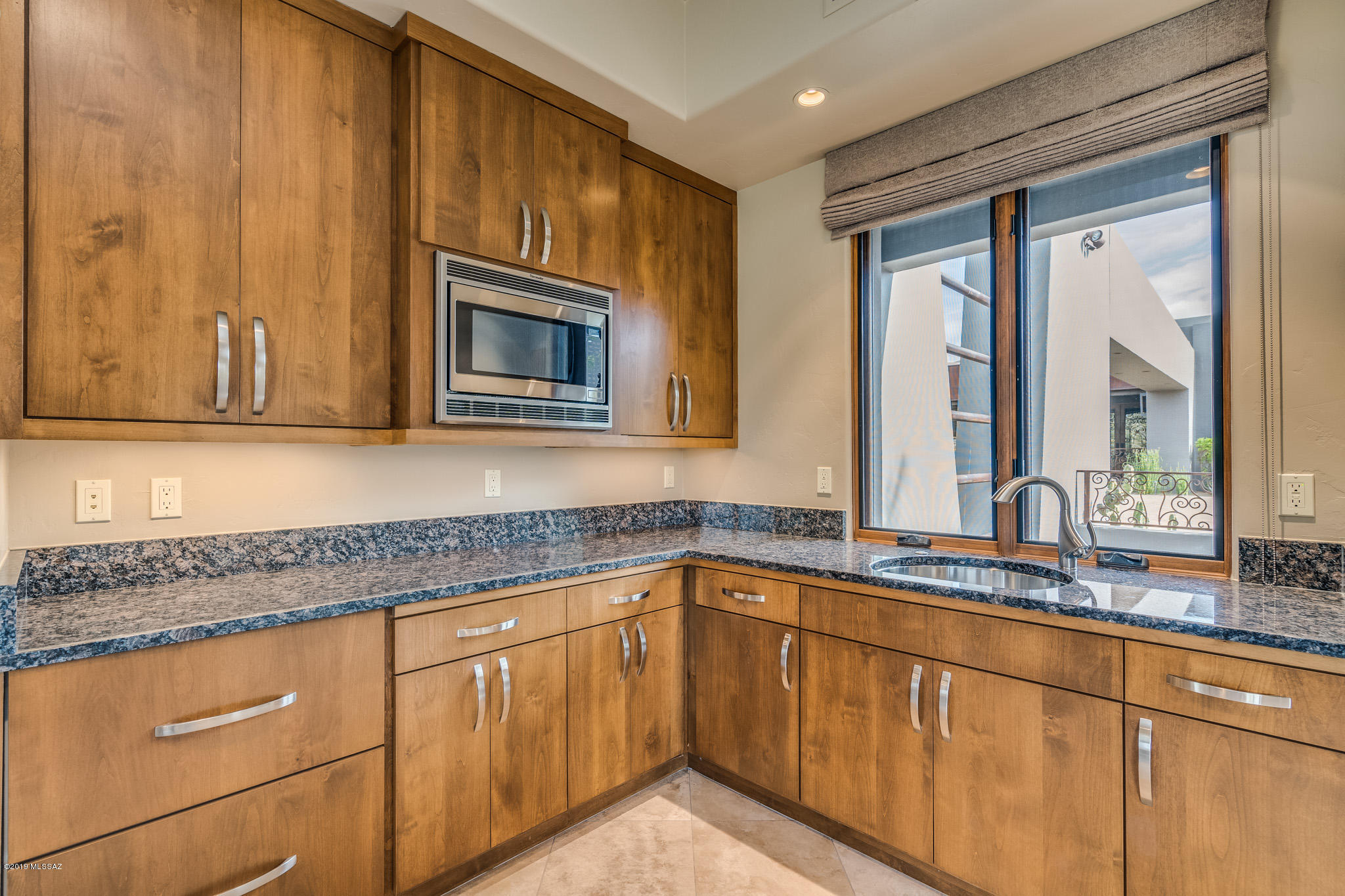 Honey Bee Ridge(The Estates At) - Residential