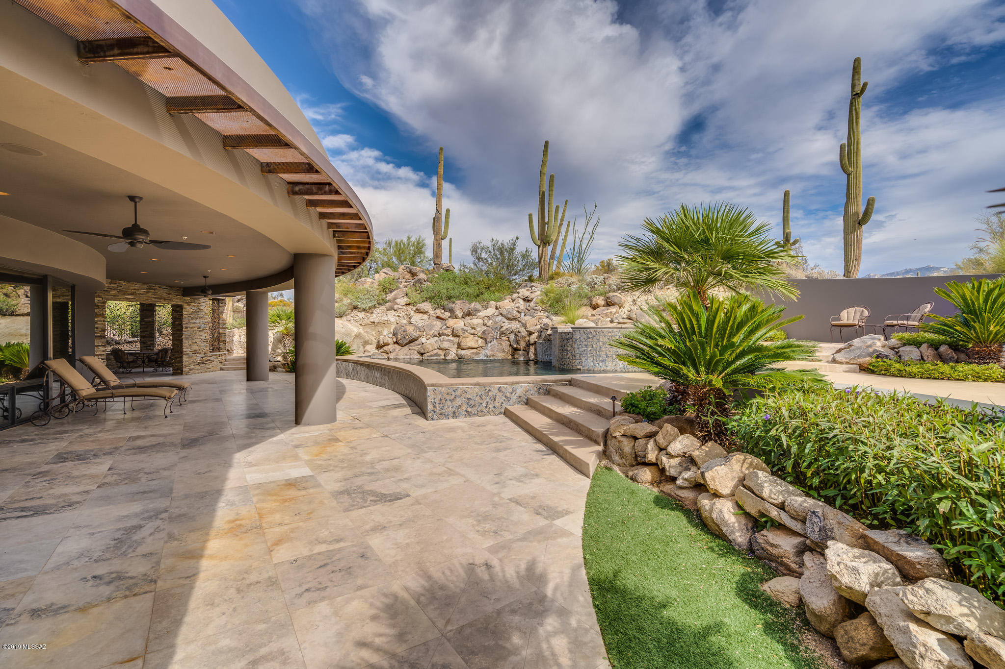 Honey Bee Ridge(The Estates At) - Residential