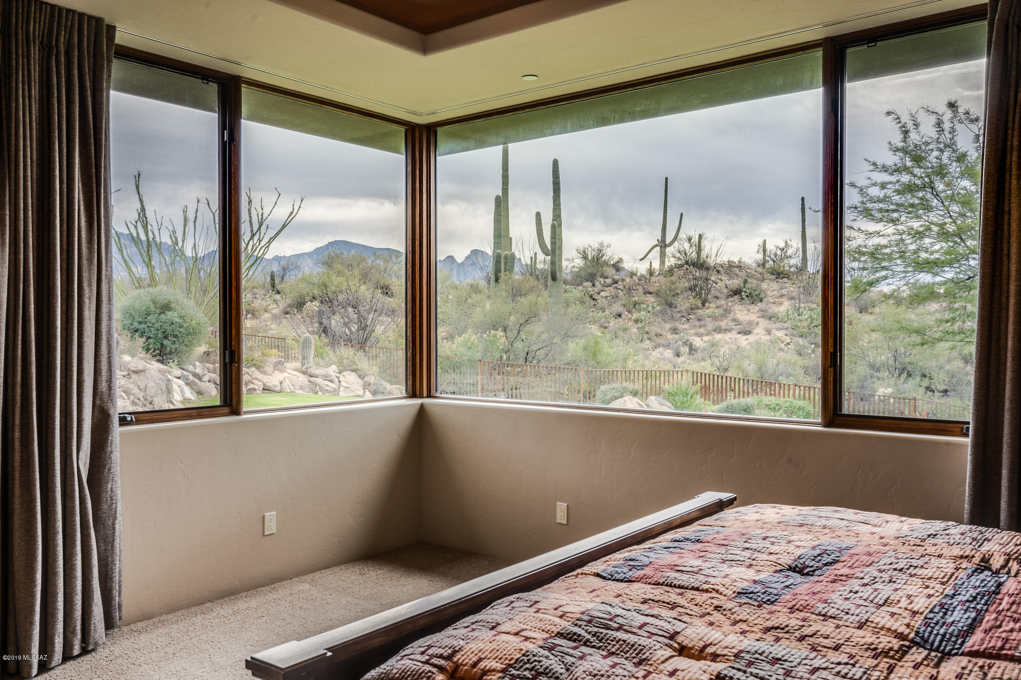 Honey Bee Ridge(The Estates At) - Residential