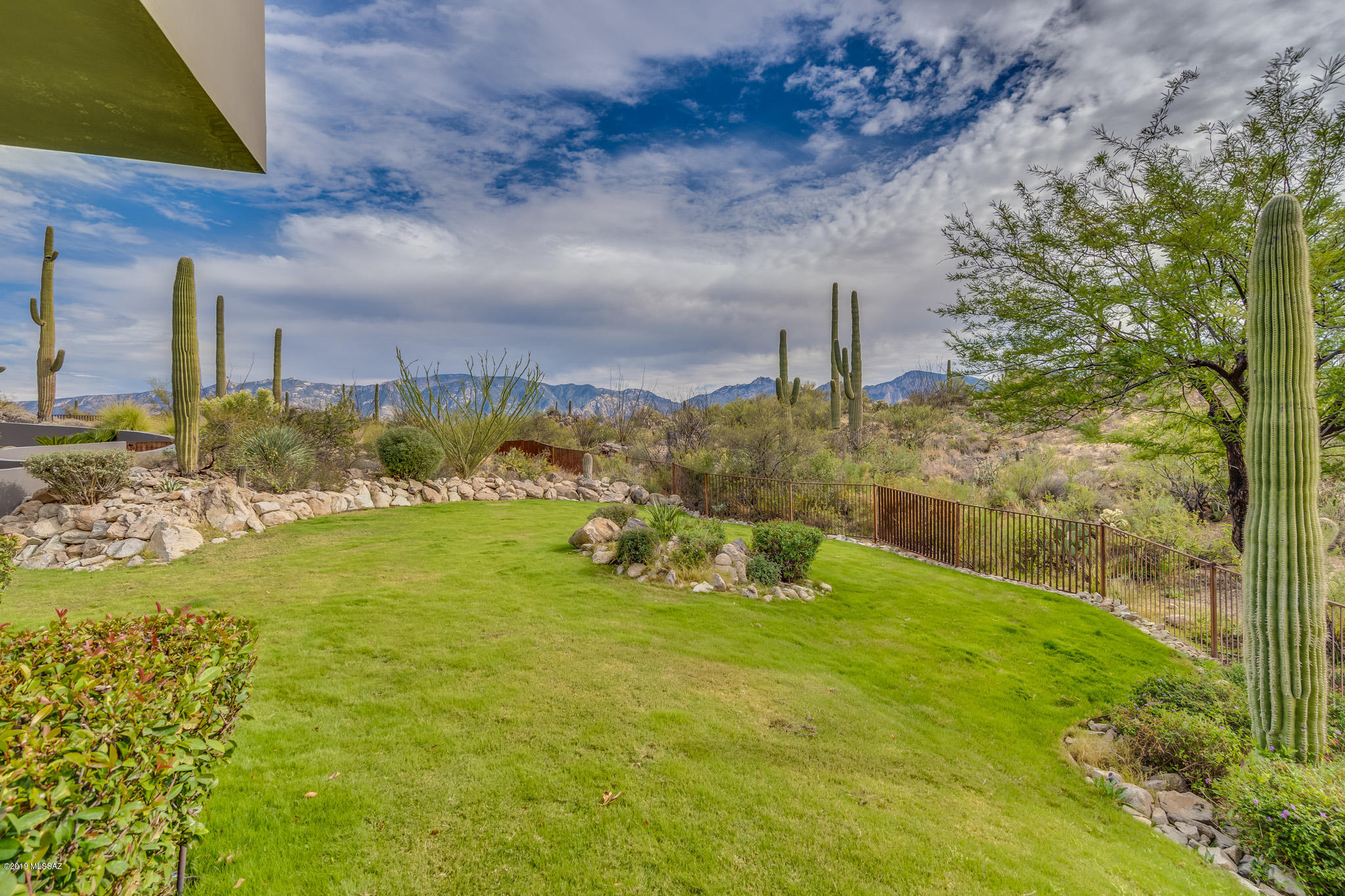Honey Bee Ridge(The Estates At) - Residential