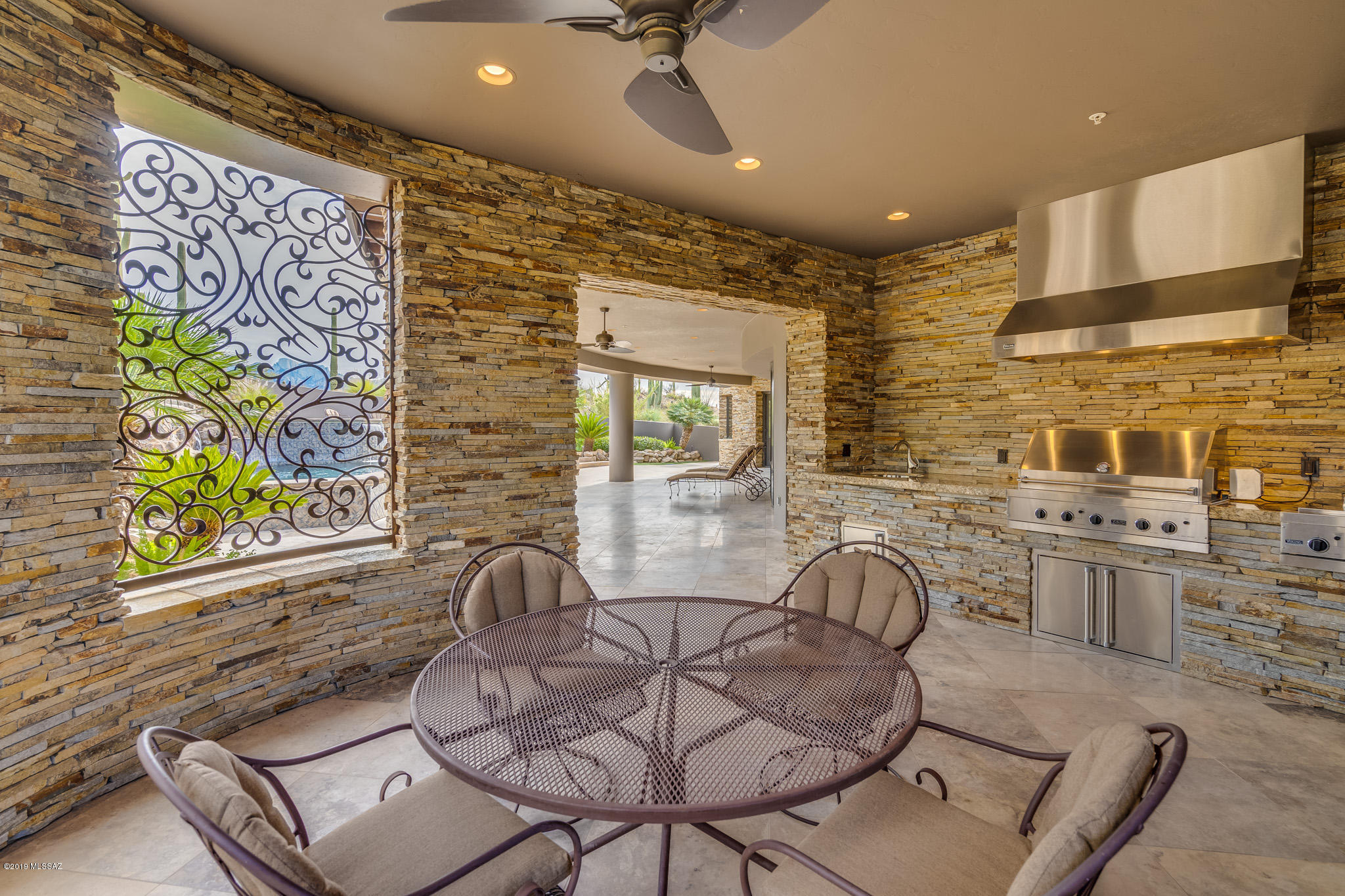 Honey Bee Ridge(The Estates At) - Residential