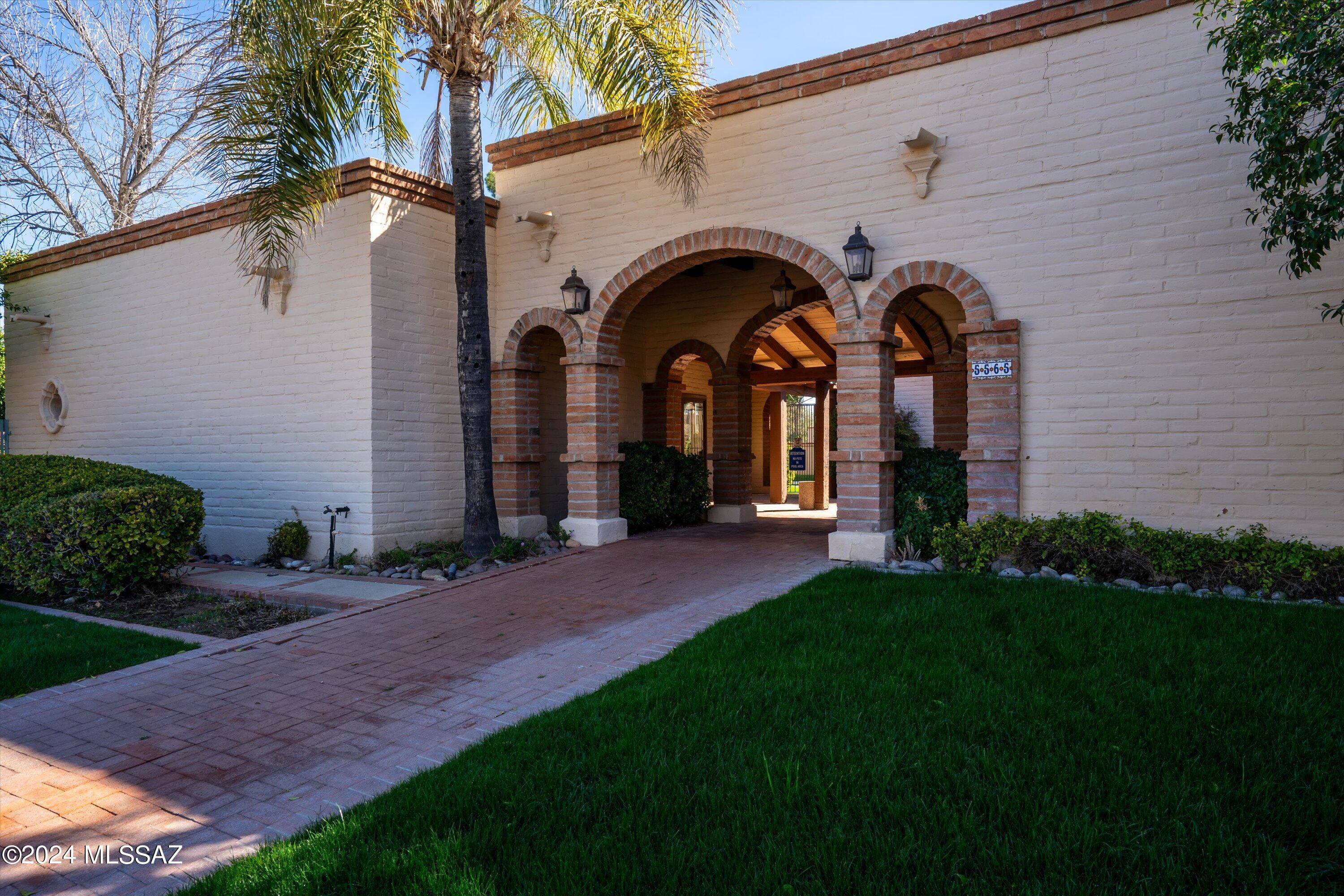 San Miguel (1-40) - Residential