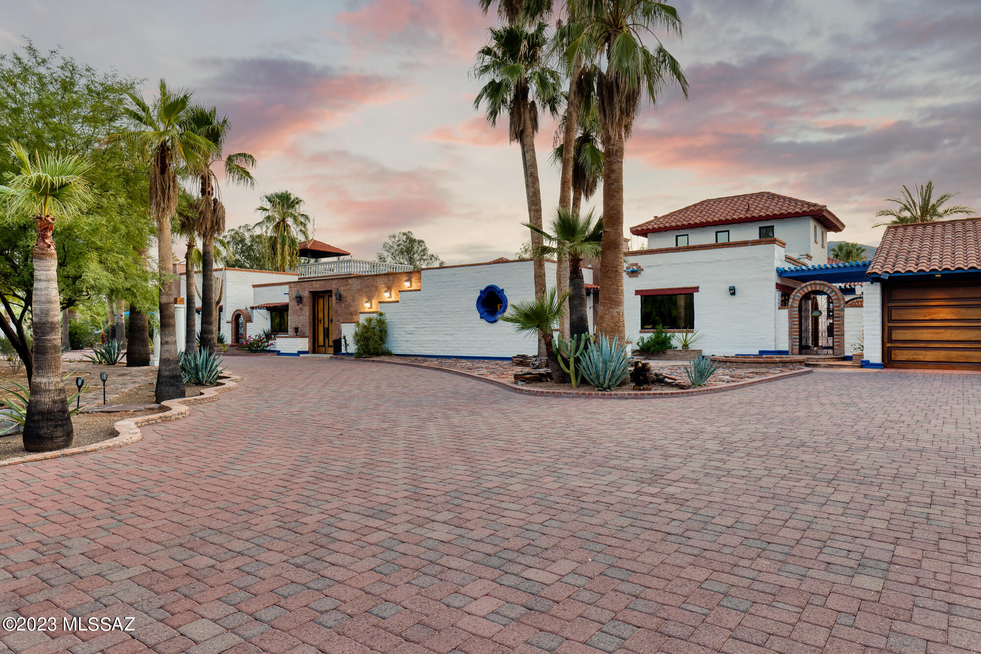 Casas Adobes Addition - Residential