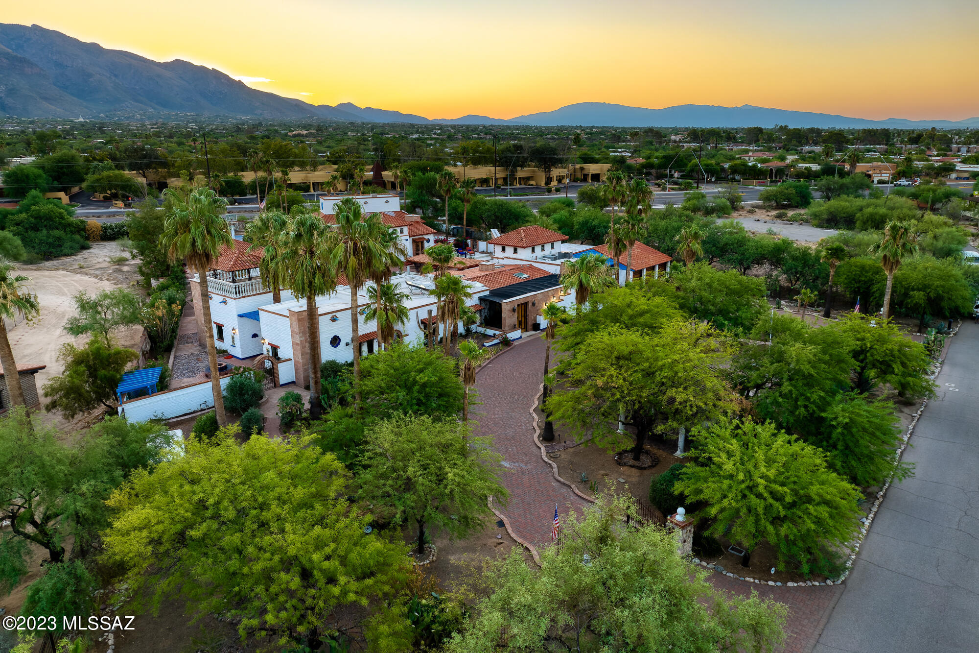 Casas Adobes Addition - Residential