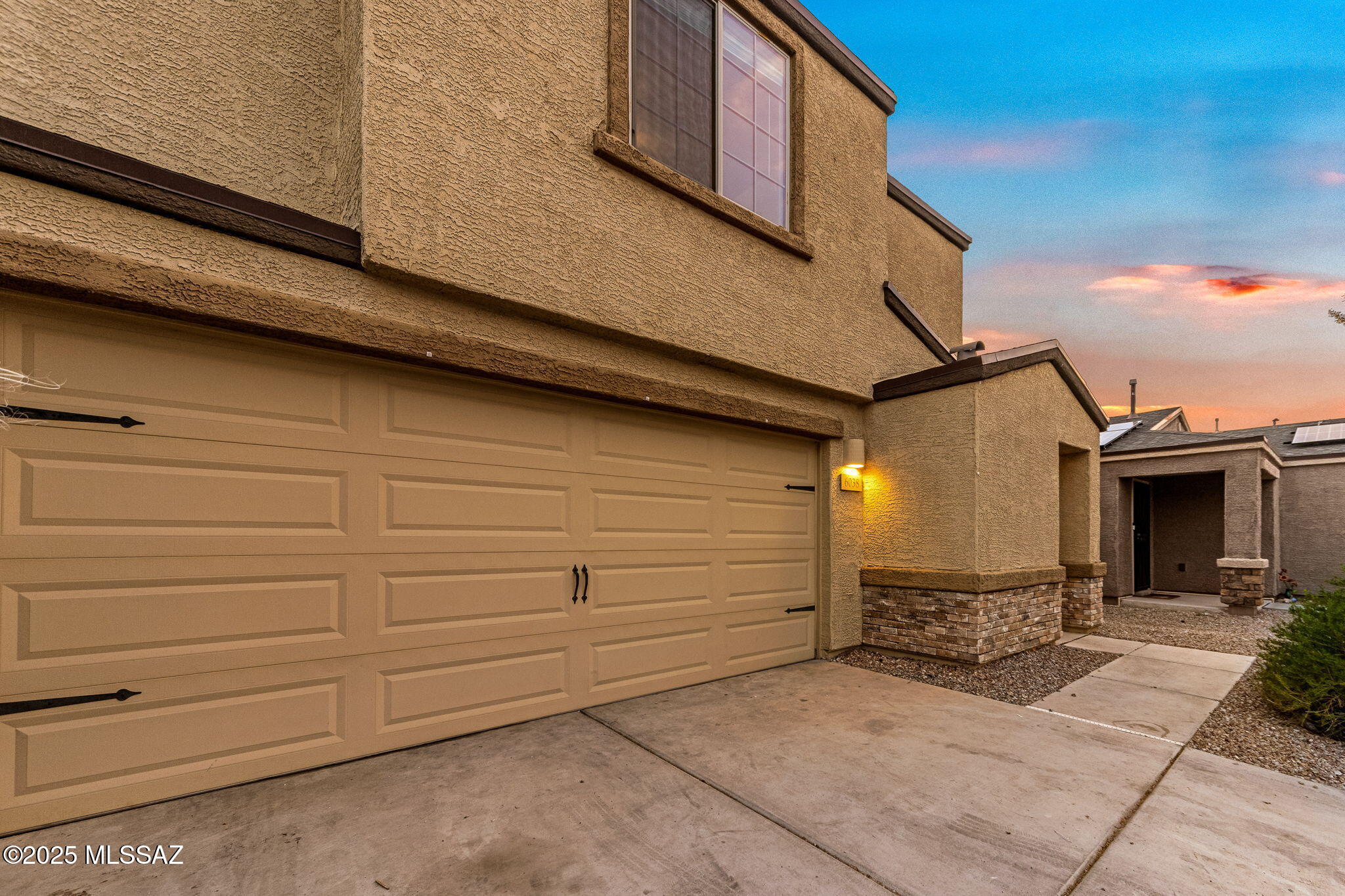 6038 S Kirtley Drive