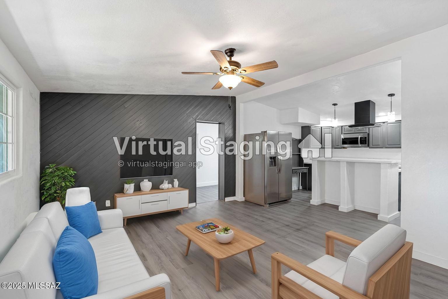 706 N Silverbell Road