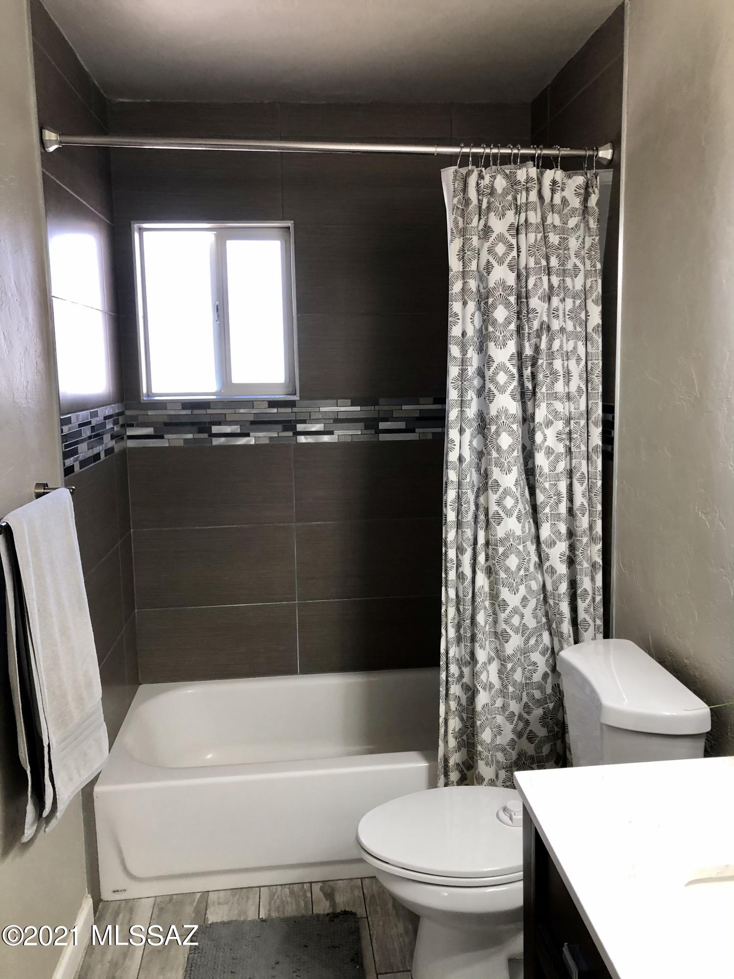 Desert Aire Addition - Residential