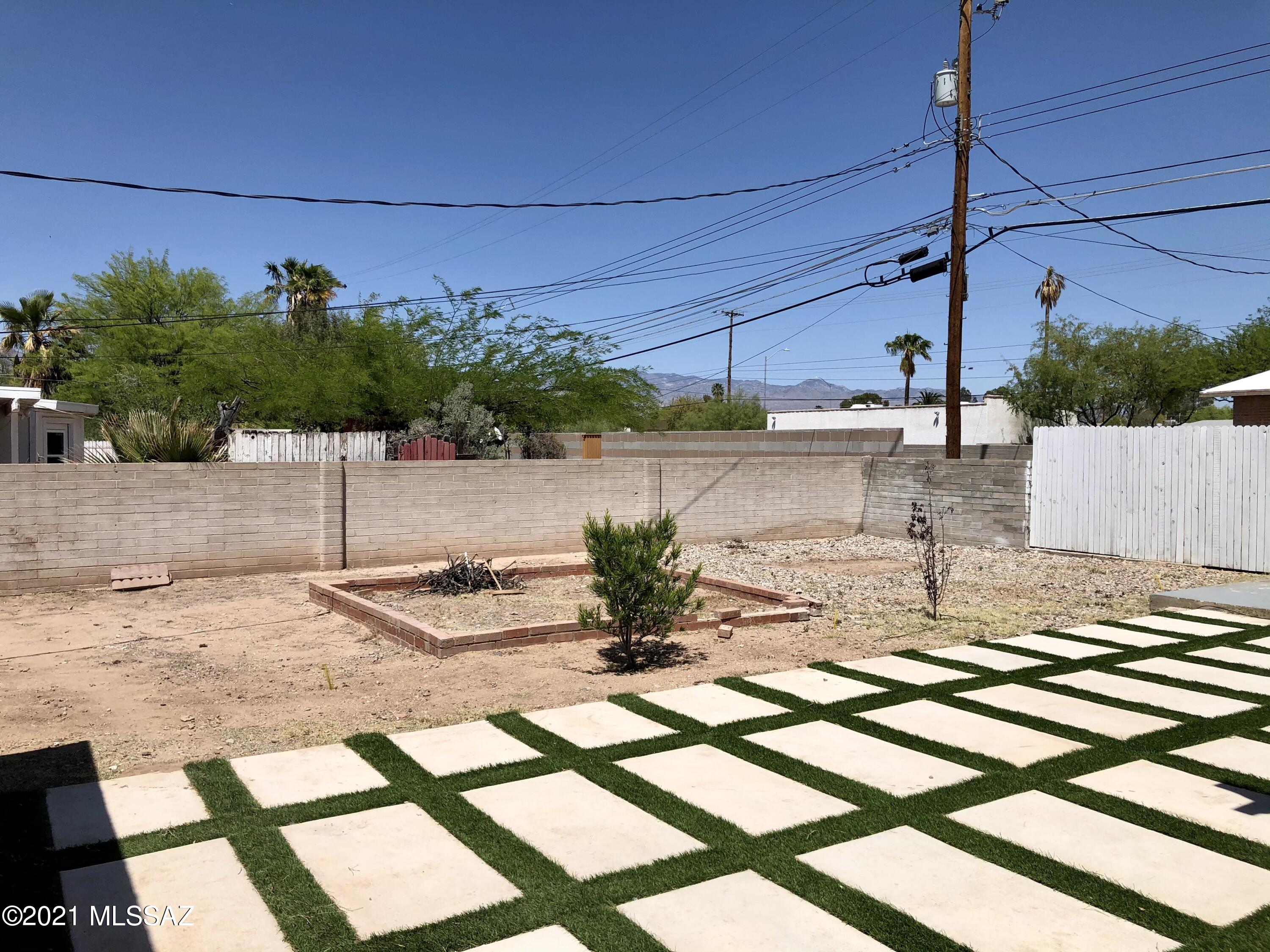 Desert Aire Addition - Residential