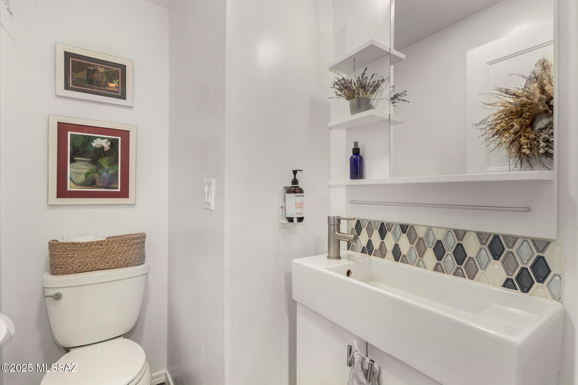 La Buena Vida Estates (1-37) - Residential