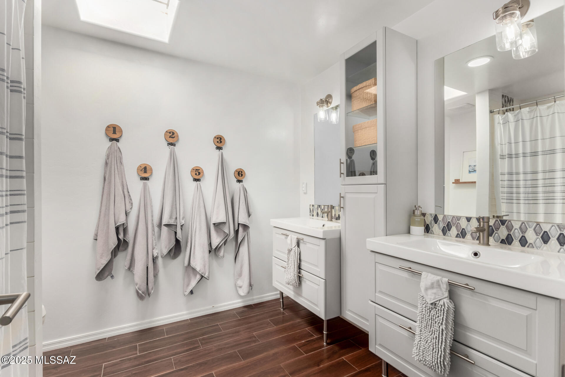 La Buena Vida Estates (1-37) - Residential