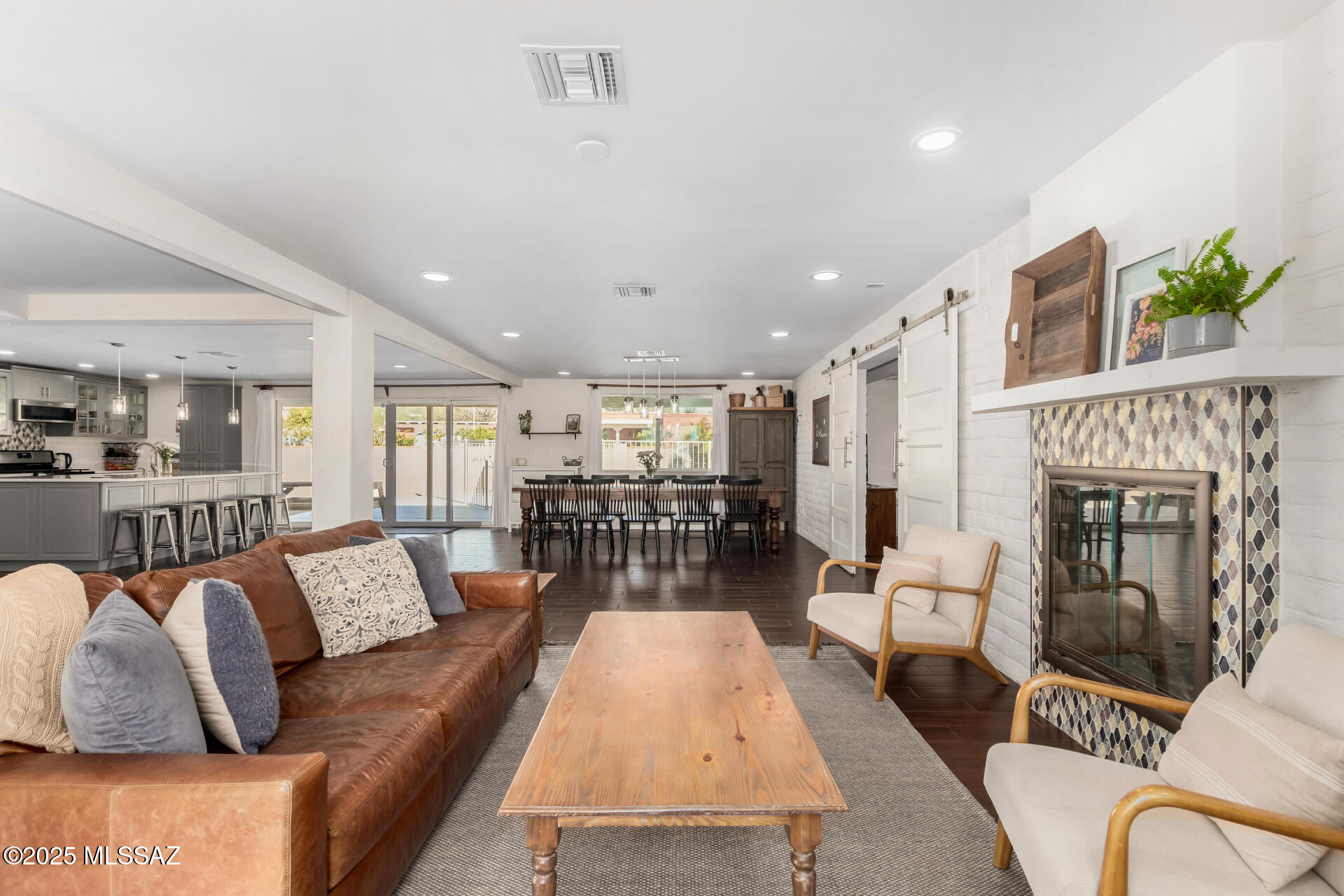 La Buena Vida Estates (1-37) - Residential