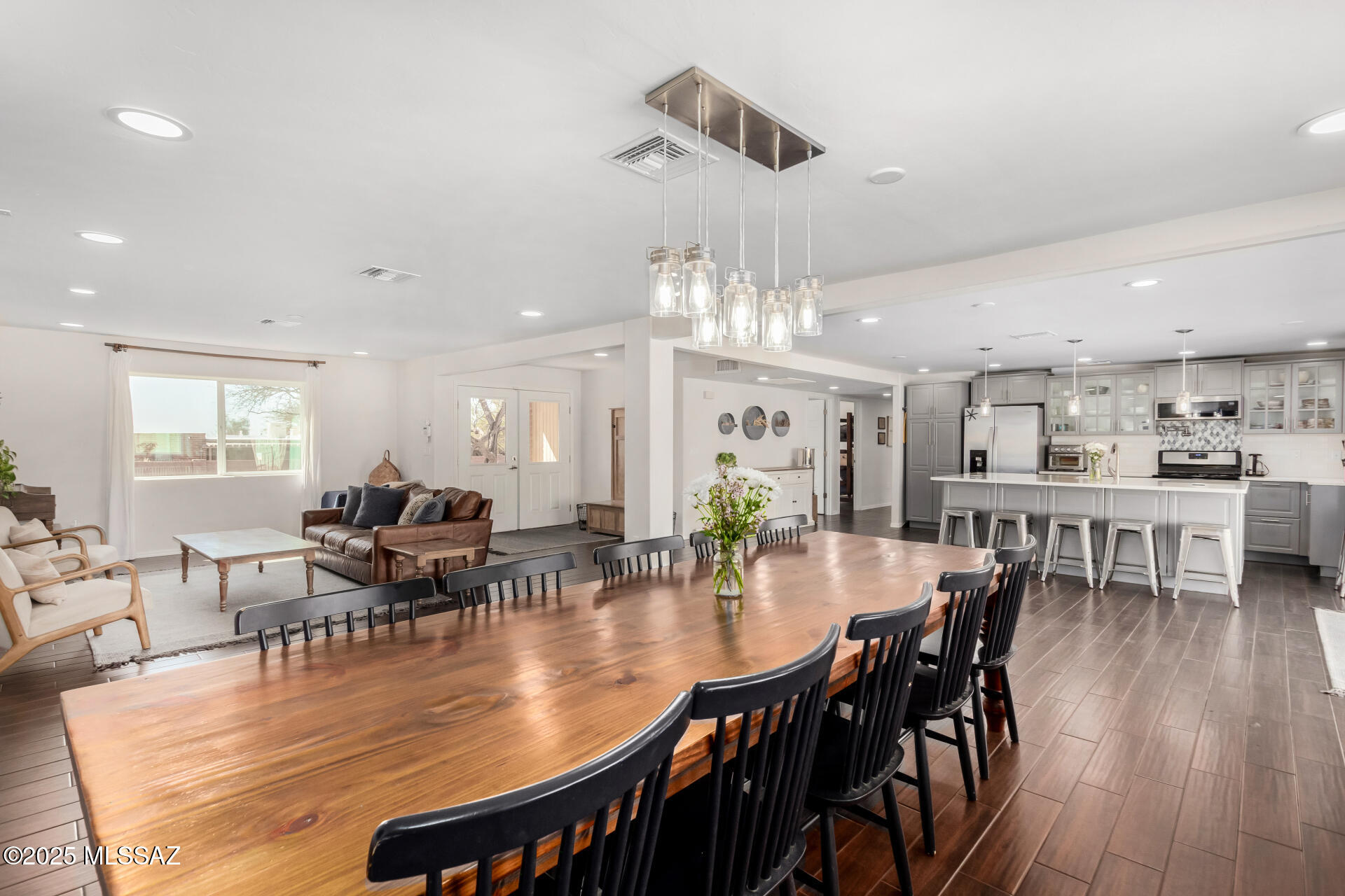 La Buena Vida Estates (1-37) - Residential
