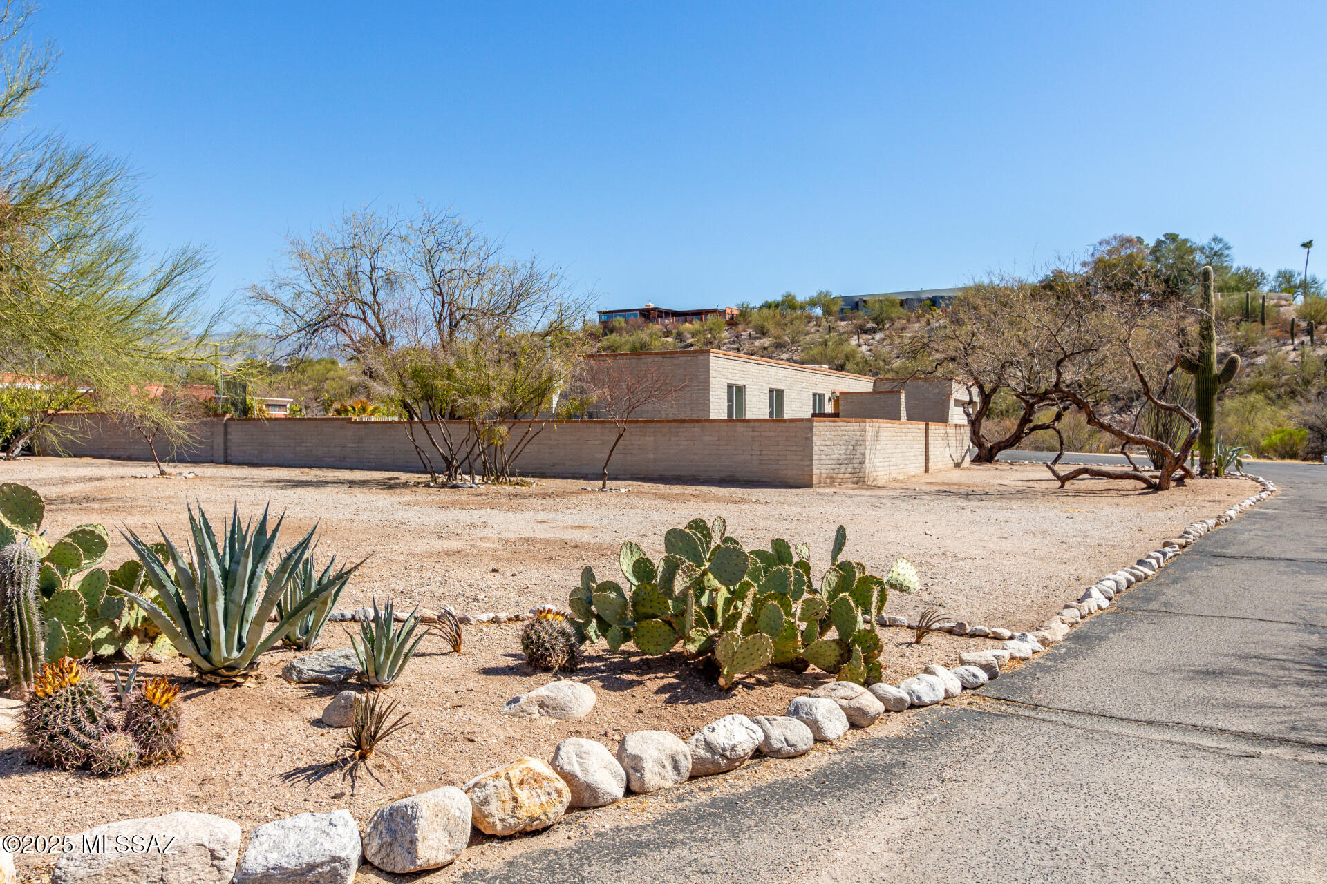 La Buena Vida Estates (1-37) - Residential